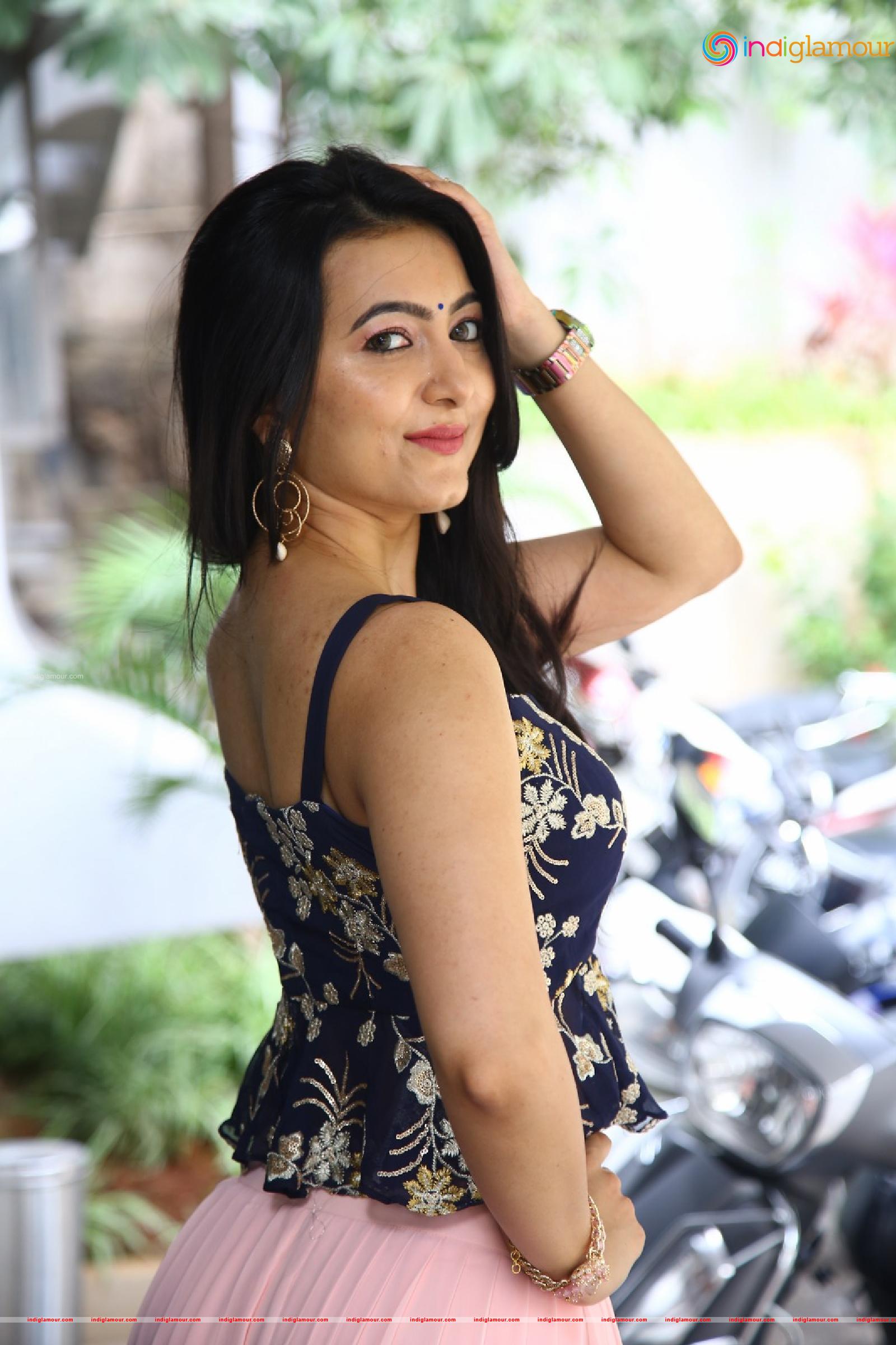 Adhvithi Shetty Actress hd photo