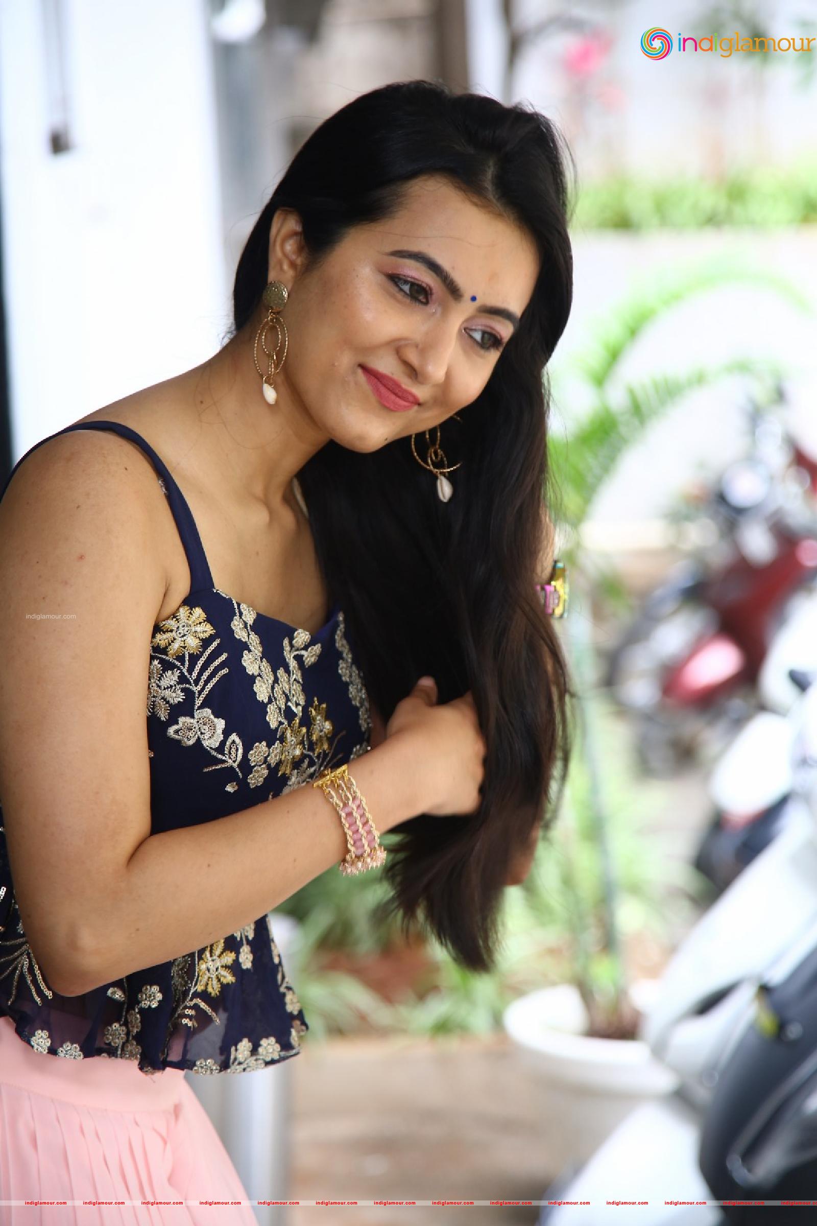 Adhvithi Shetty Actress hd photo