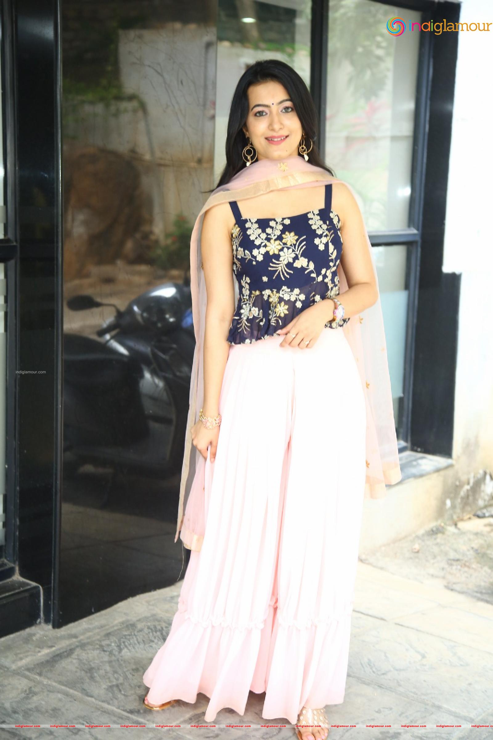 Adhvithi Shetty Actress hd photo