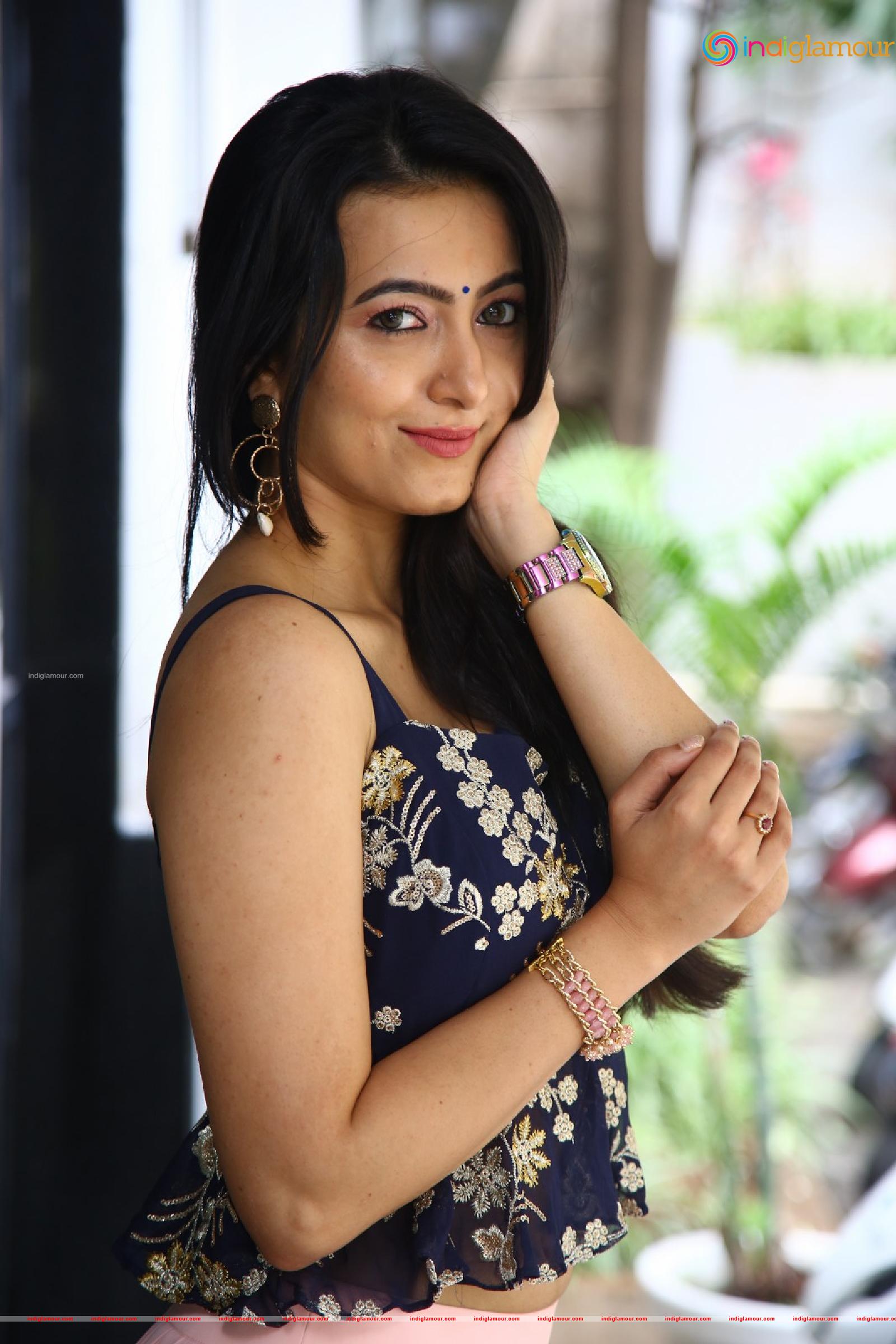 Adhvithi Shetty Actress hd photo