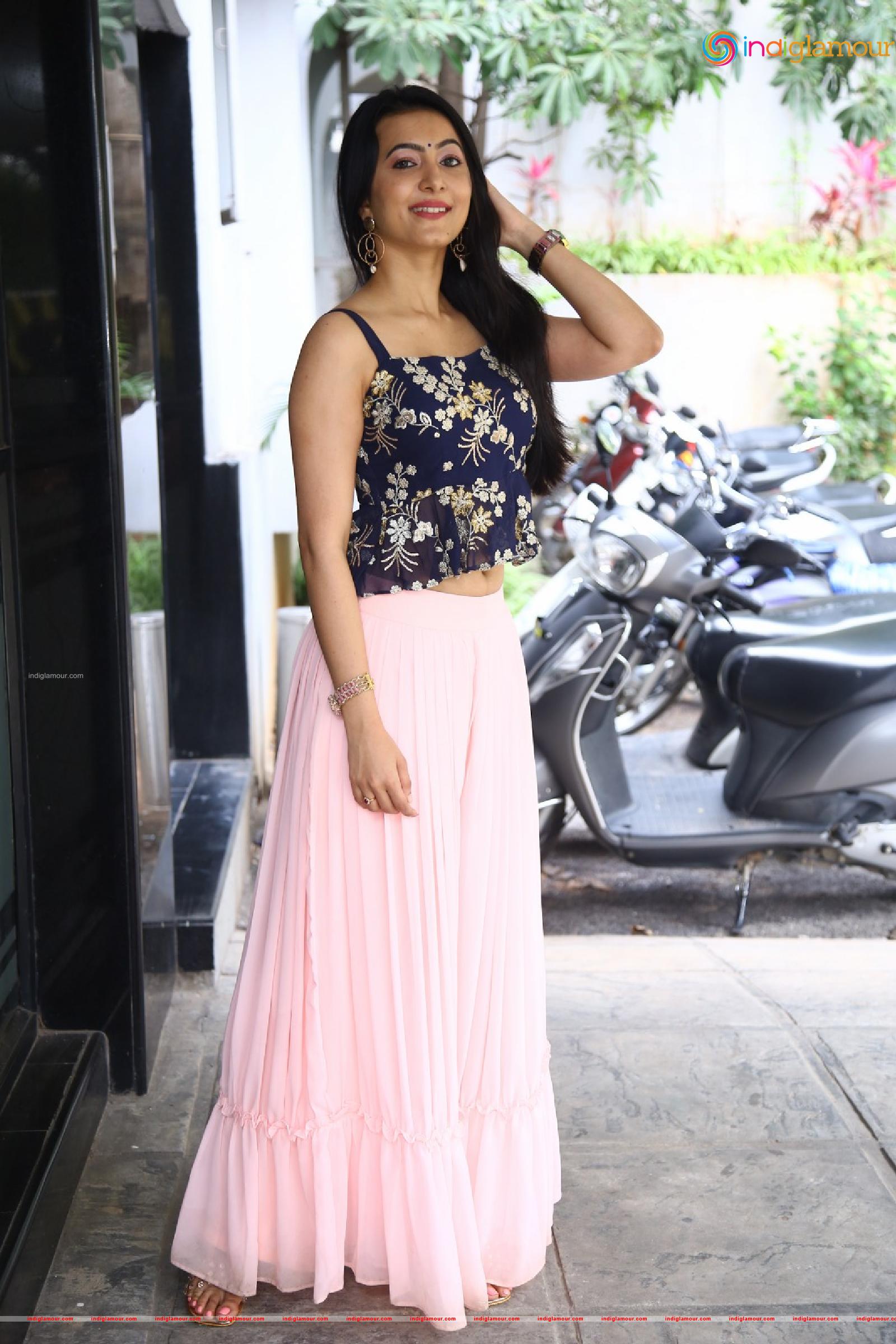 Adhvithi Shetty Actress hd photo