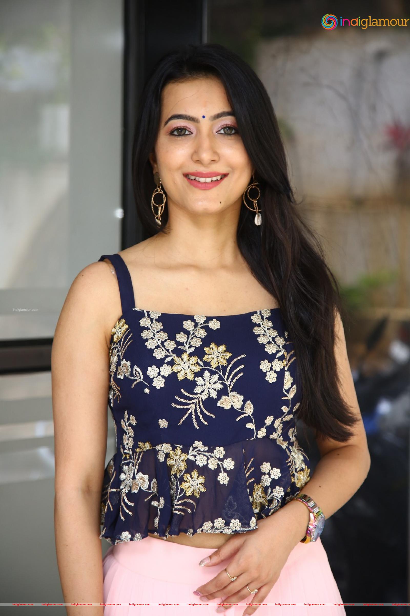 Adhvithi Shetty Actress hd photo