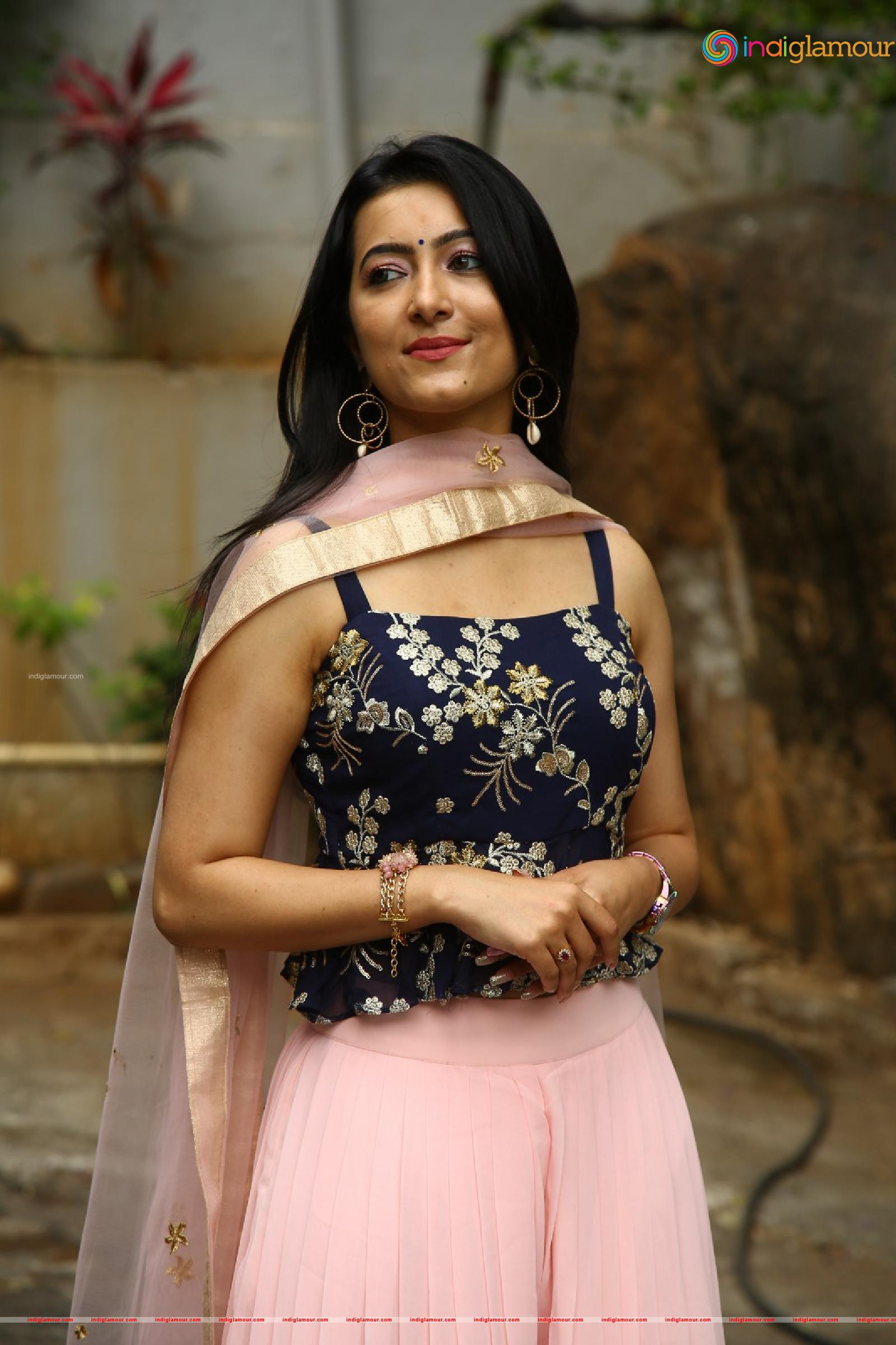 Adhvithi Shetty Actress hd photo