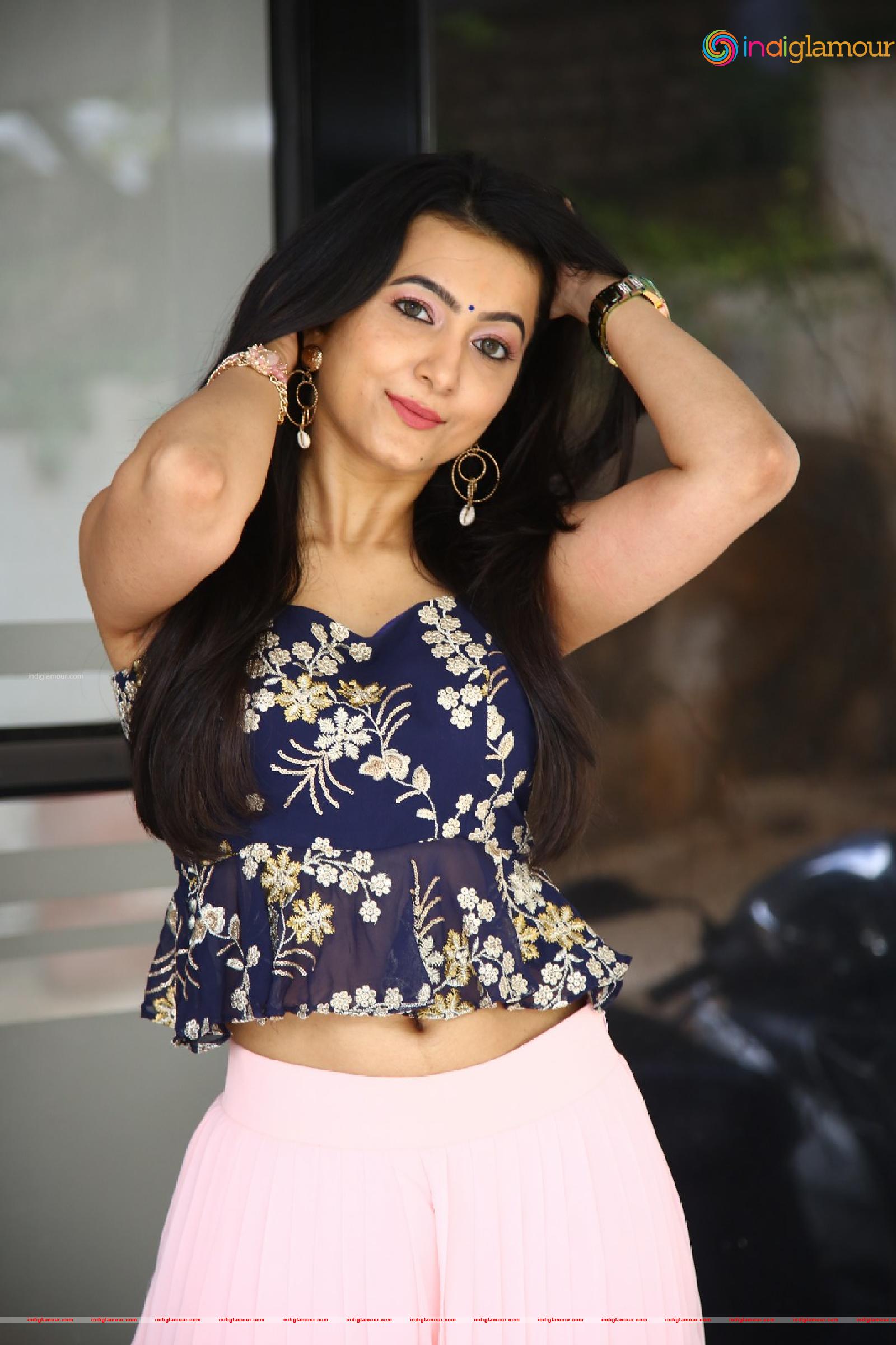Adhvithi Shetty Actress hd photo