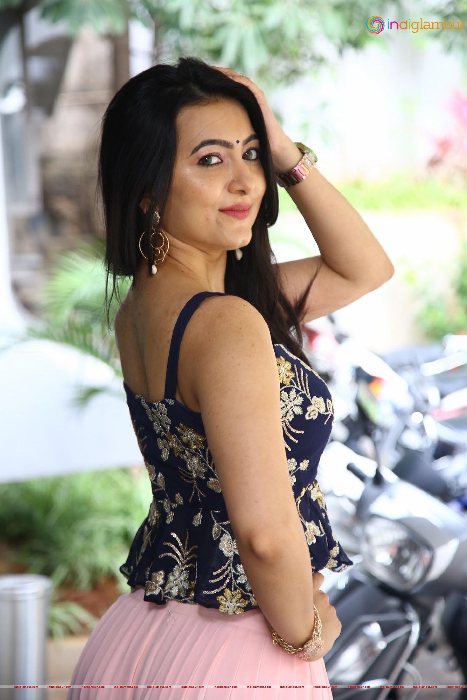 Adhvithi Shetty Actress hd photo