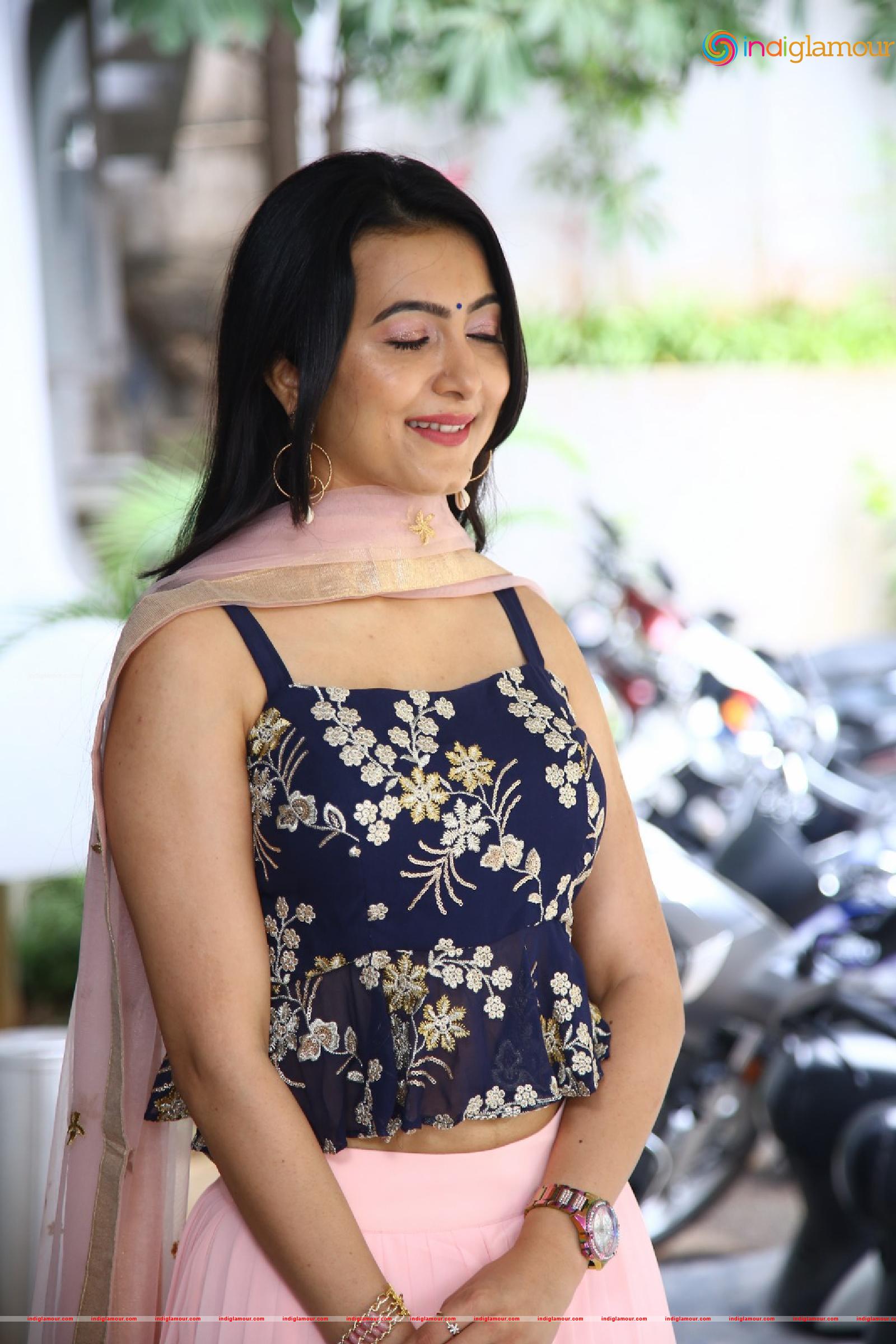 Adhvithi Shetty Actress hd photo