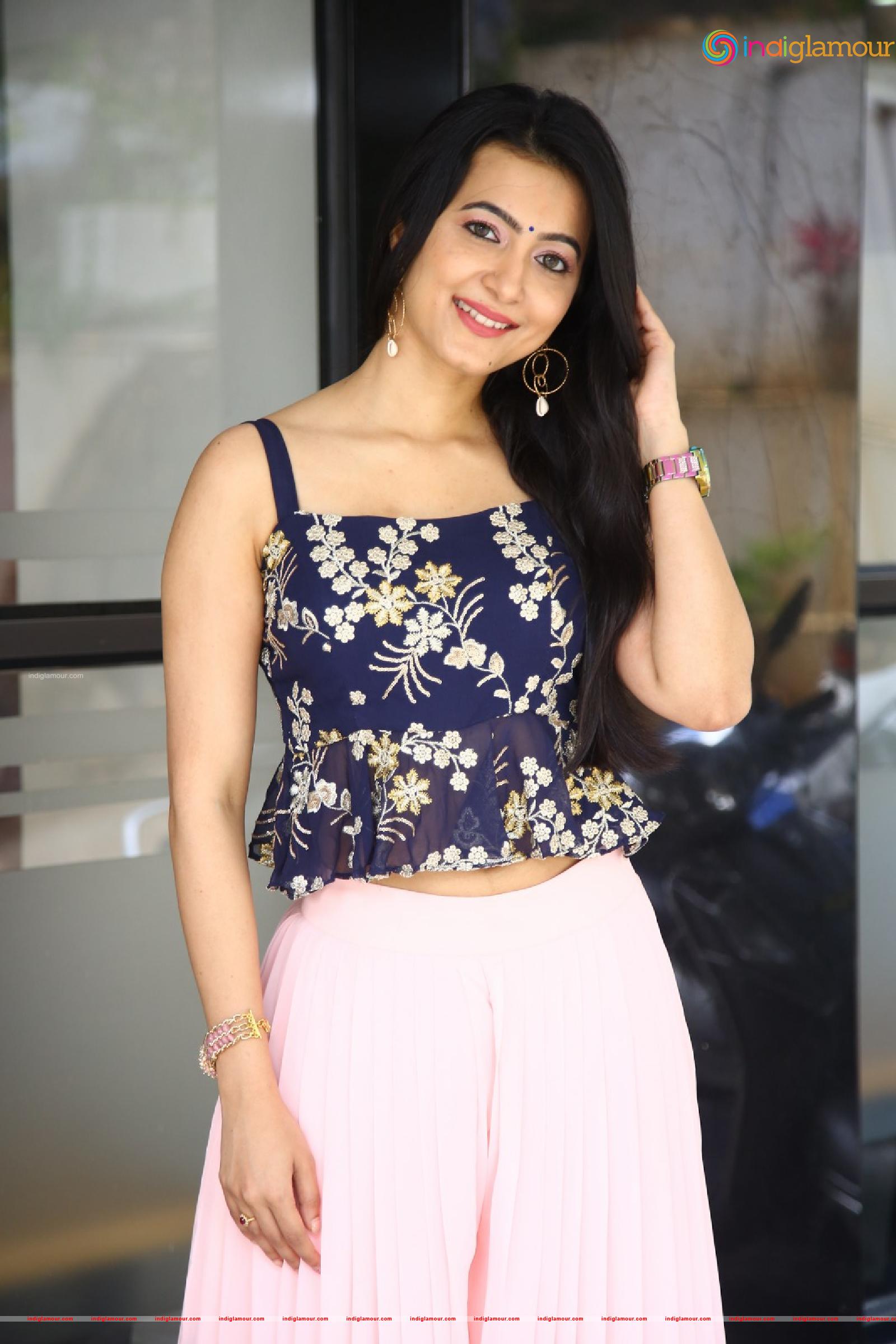 Adhvithi Shetty Actress hd photo
