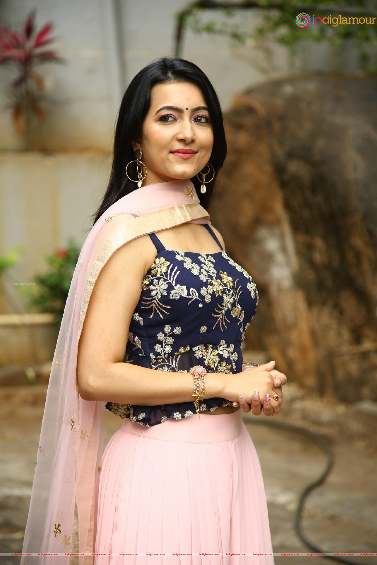 Adhvithi Shetty Actress hd photo