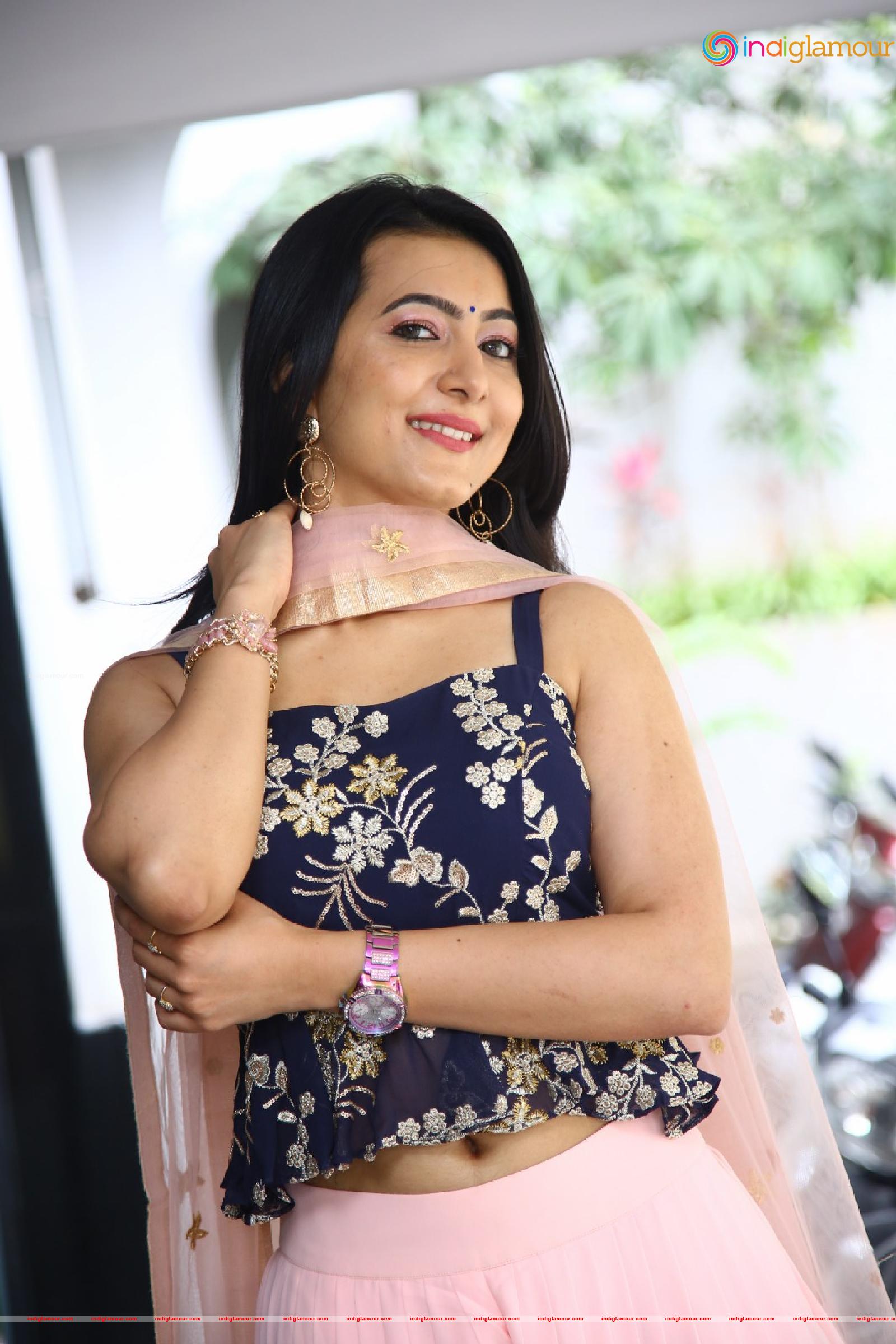 Adhvithi Shetty Actress hd photo