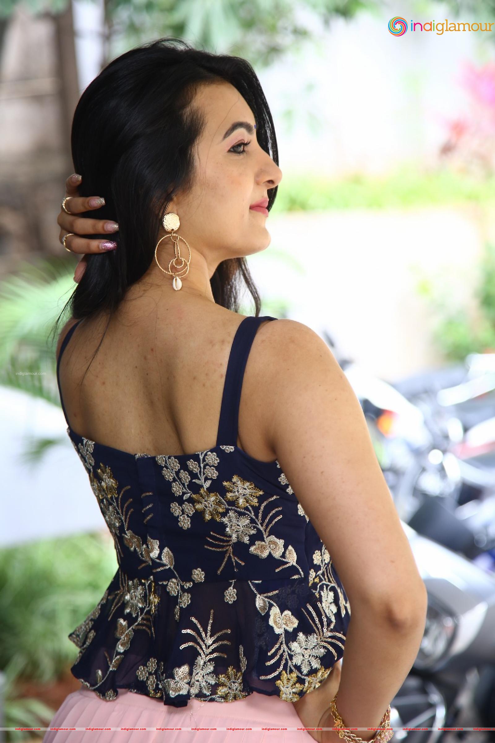 Adhvithi Shetty Actress hd photo