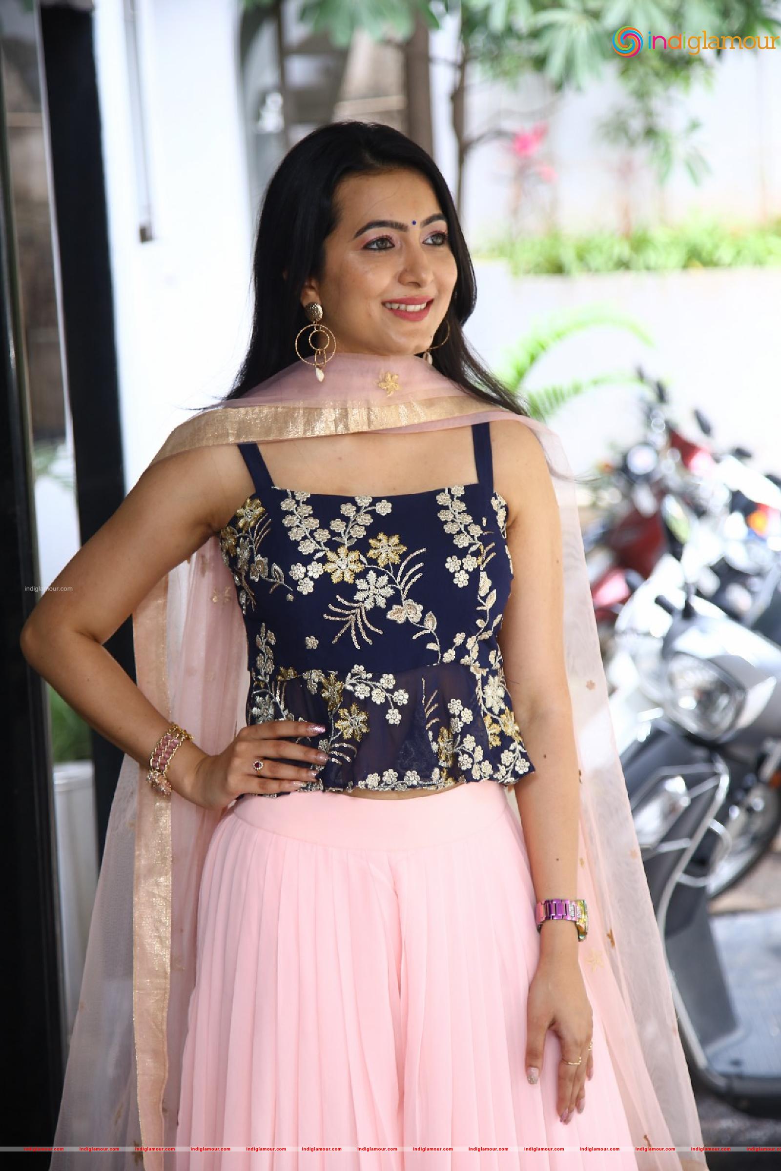 Adhvithi Shetty Actress hd photo