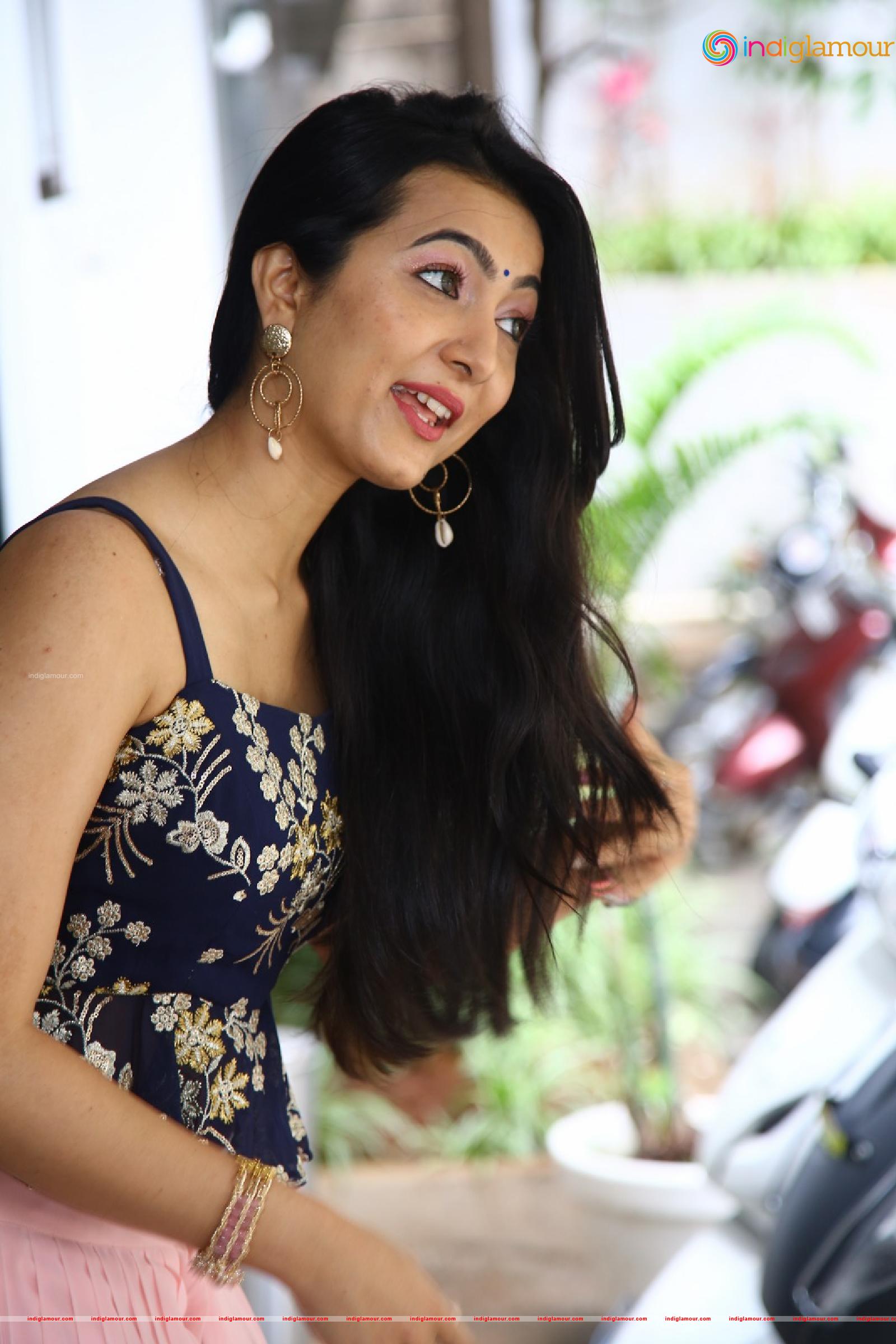 Adhvithi Shetty Actress hd photo