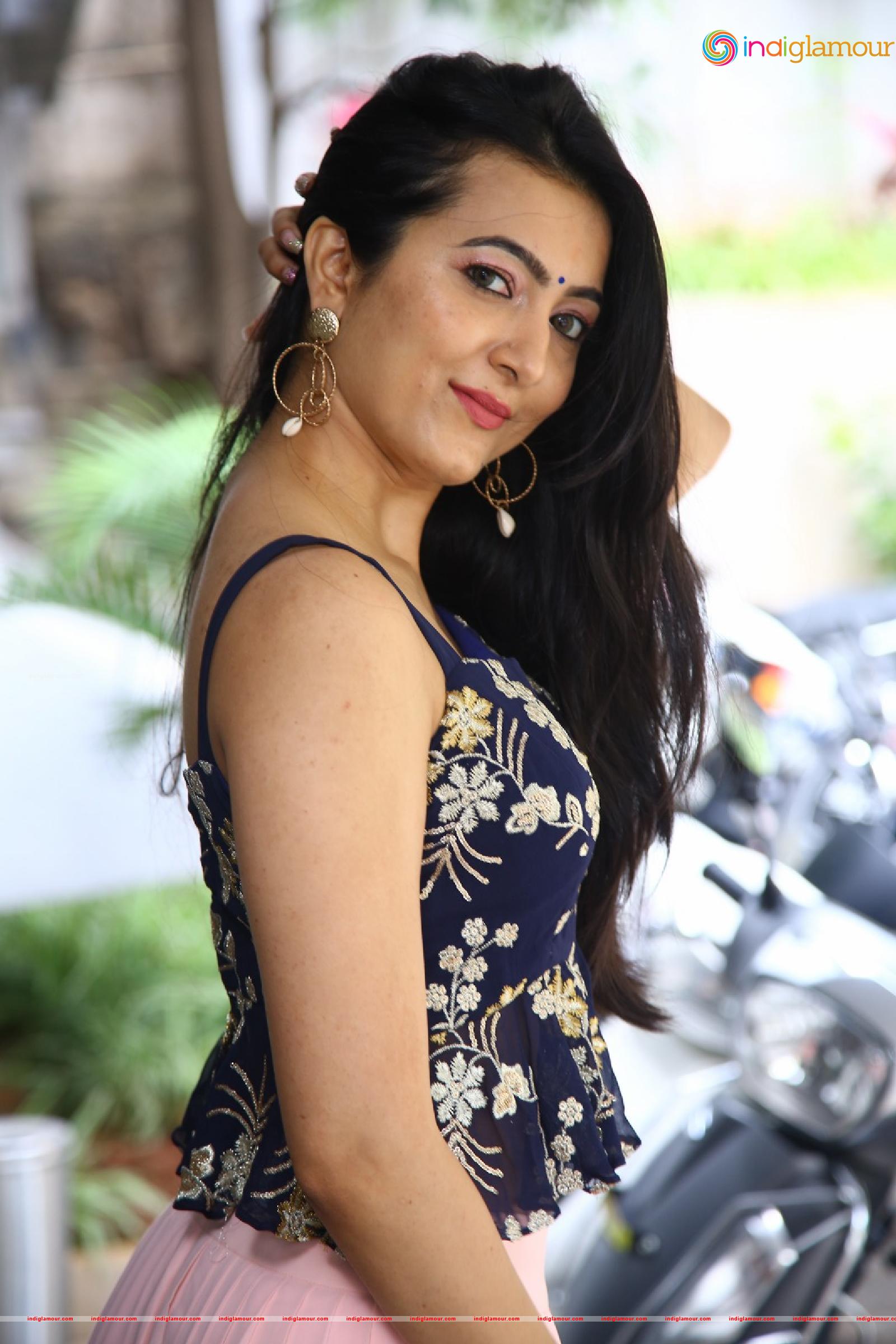 Adhvithi Shetty Actress hd photo