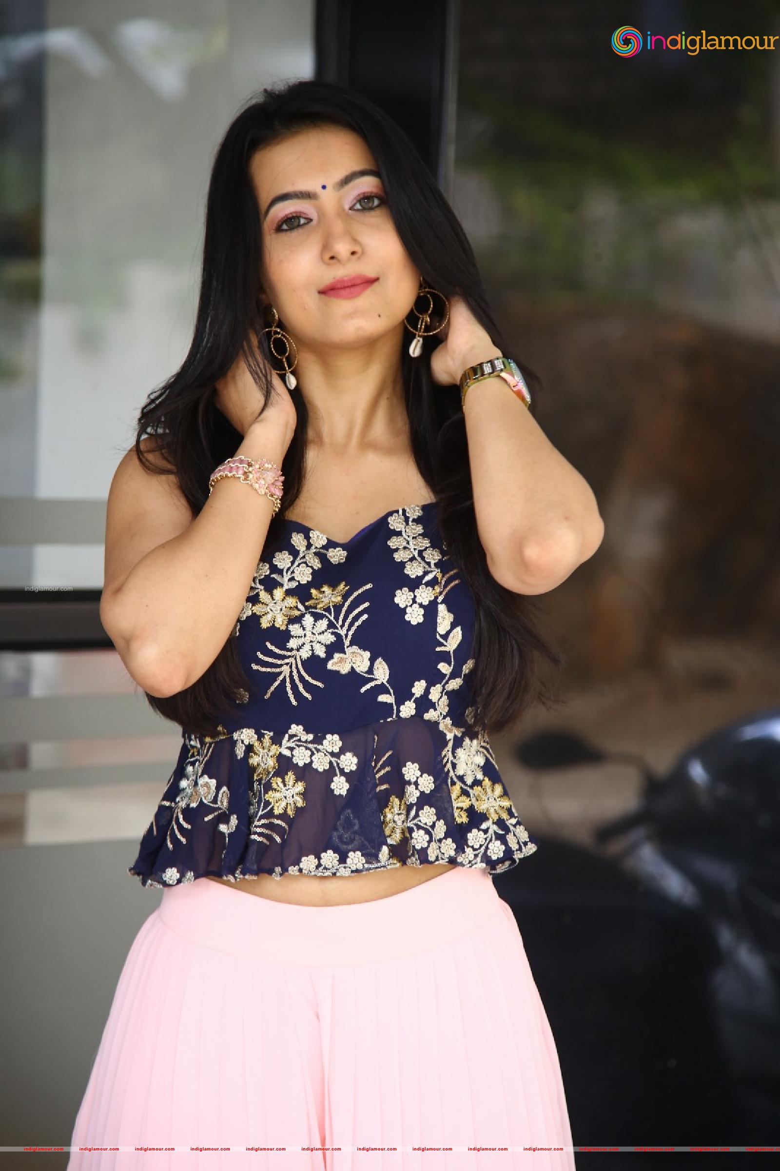 Adhvithi Shetty Actress hd photo