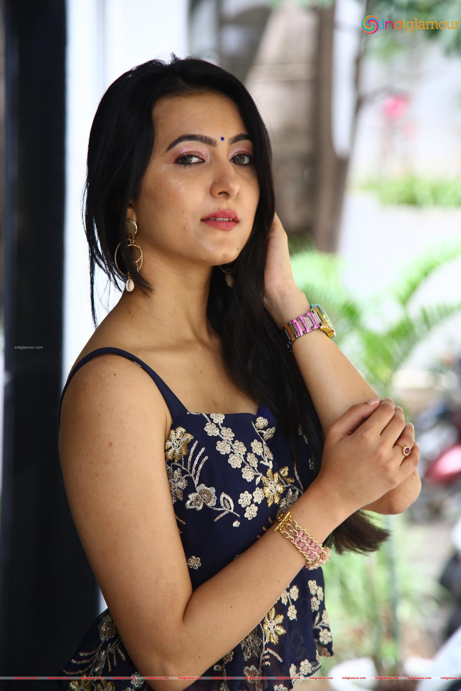 Adhvithi Shetty Actress hd photo