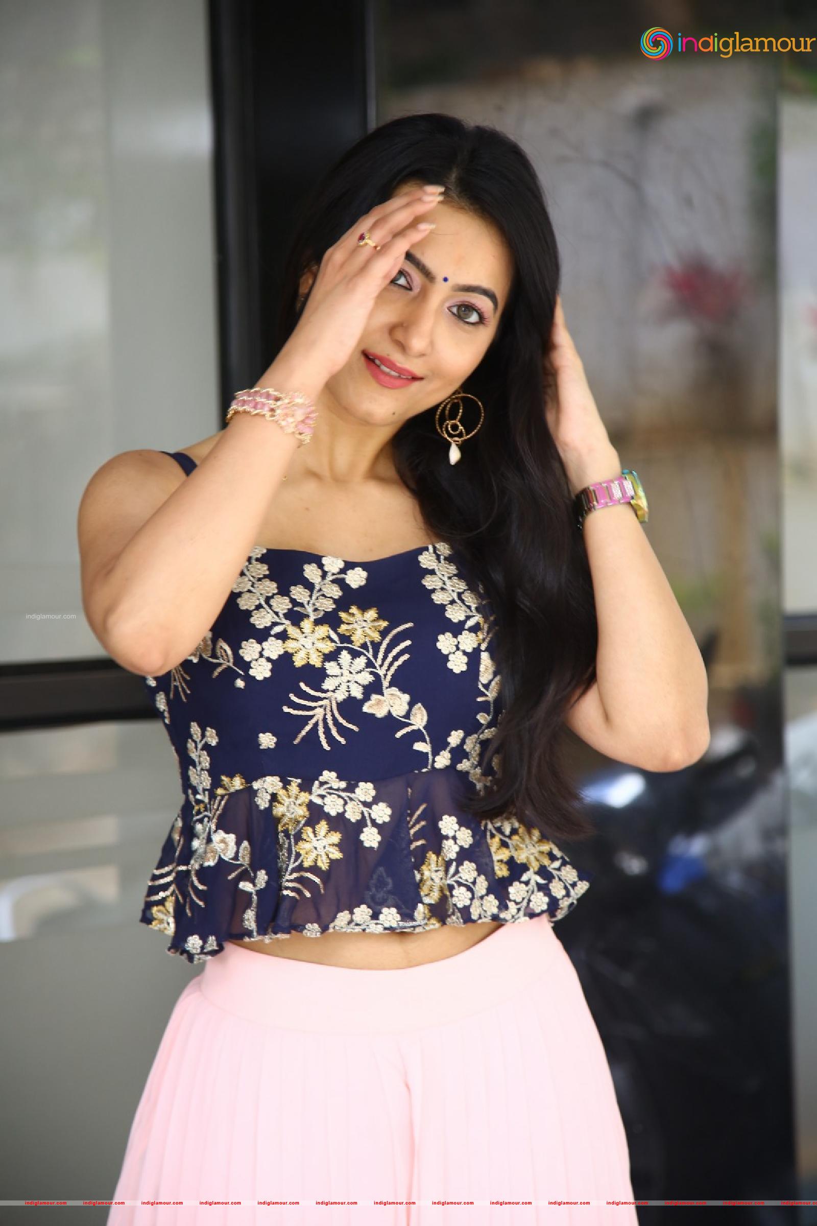 Adhvithi Shetty Actress hd photo