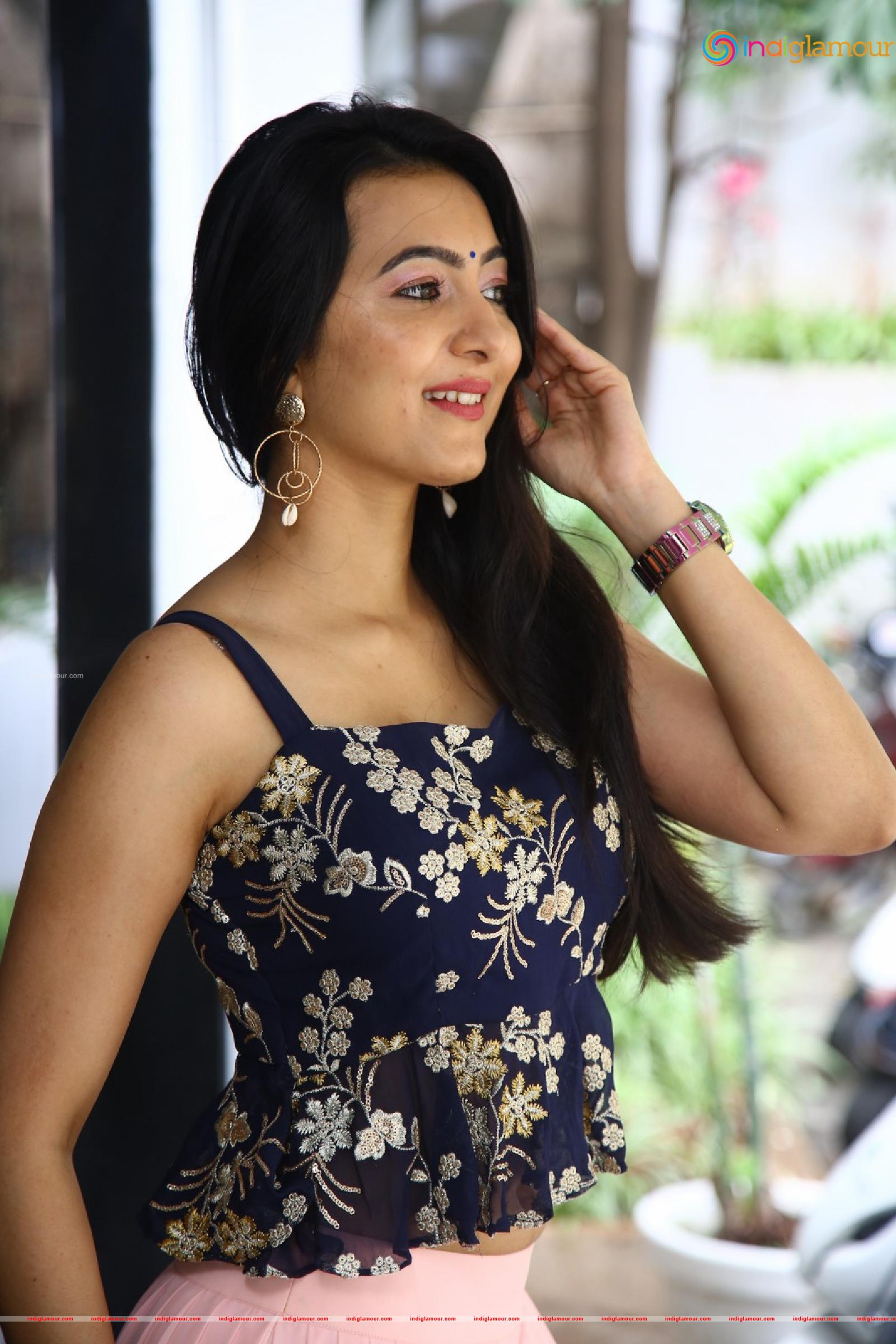 Adhvithi Shetty Actress hd photo