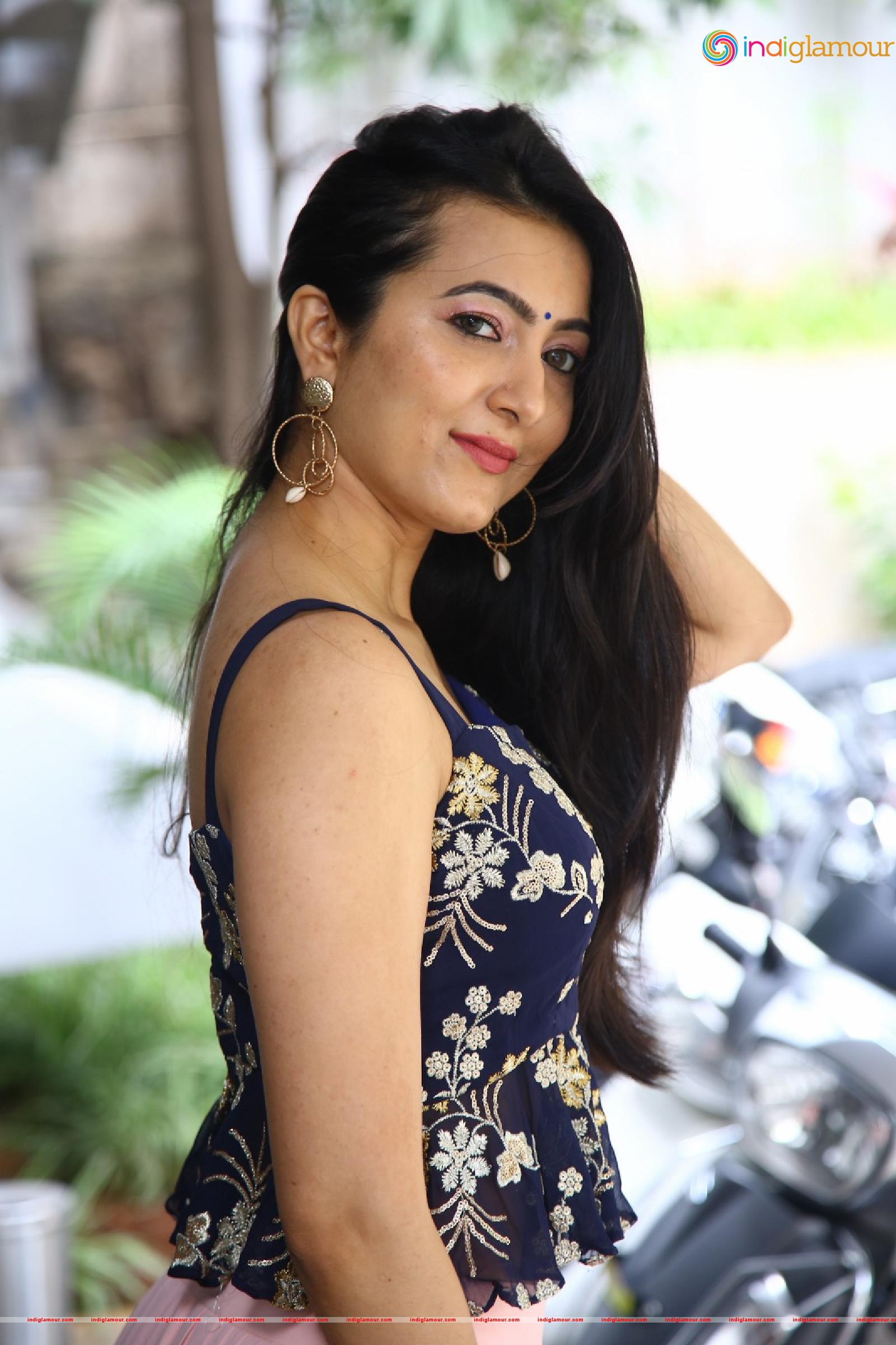 Adhvithi Shetty Actress hd photo