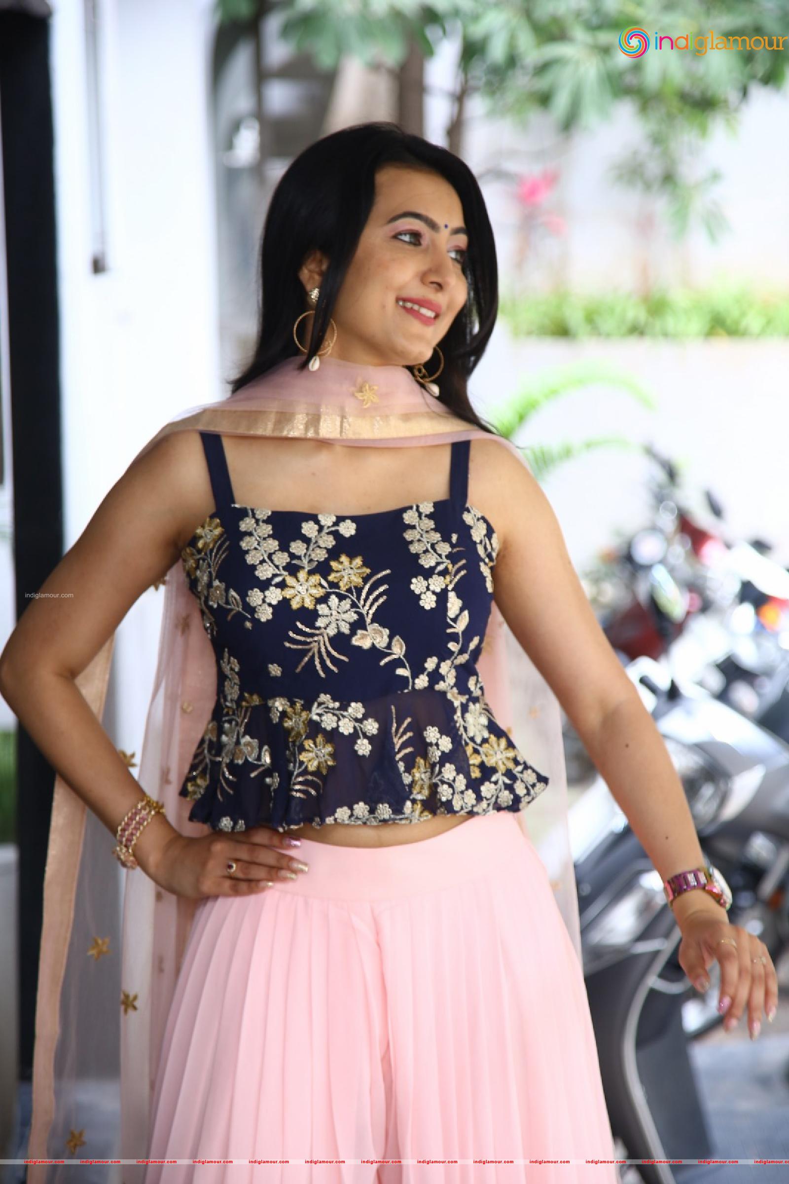 Adhvithi Shetty Actress hd photo