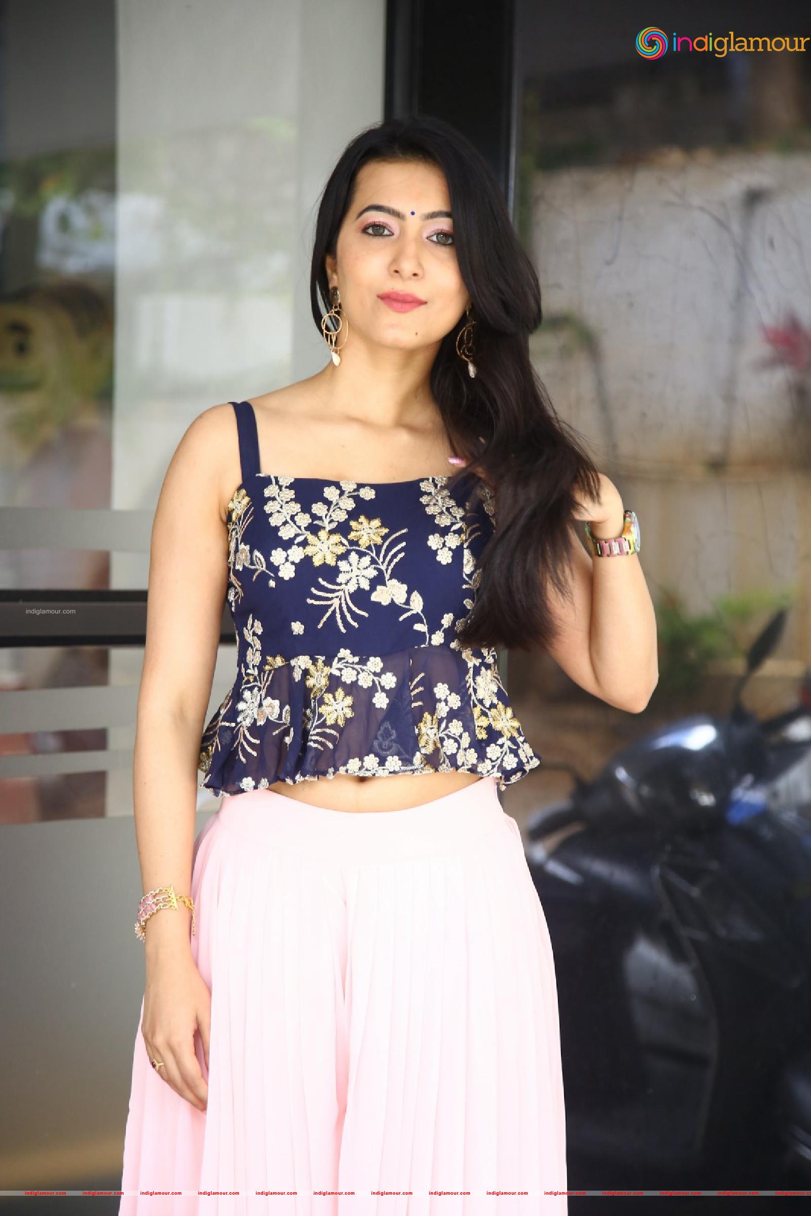 Adhvithi Shetty Actress hd photo