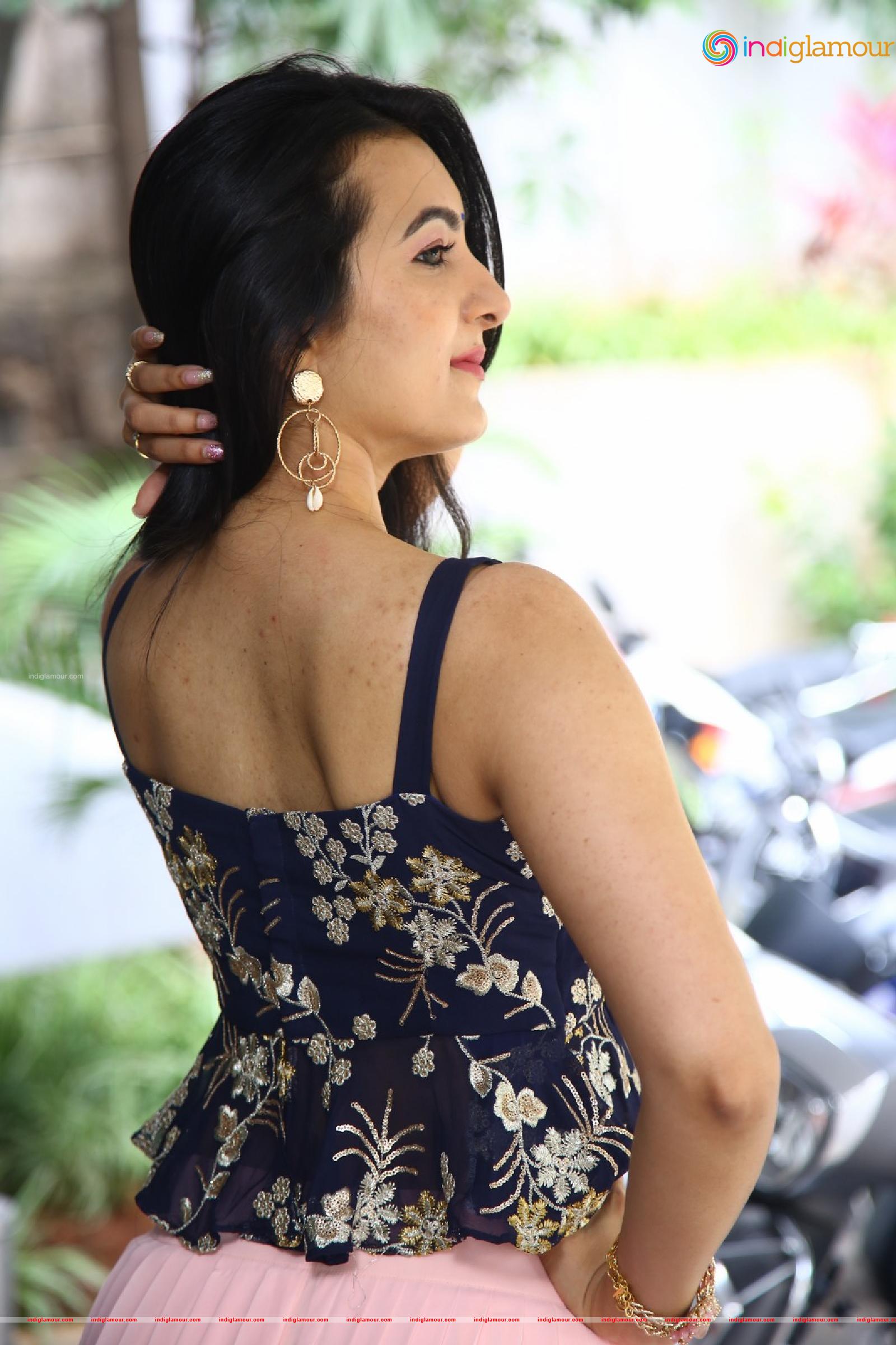 Adhvithi Shetty Actress hd photo