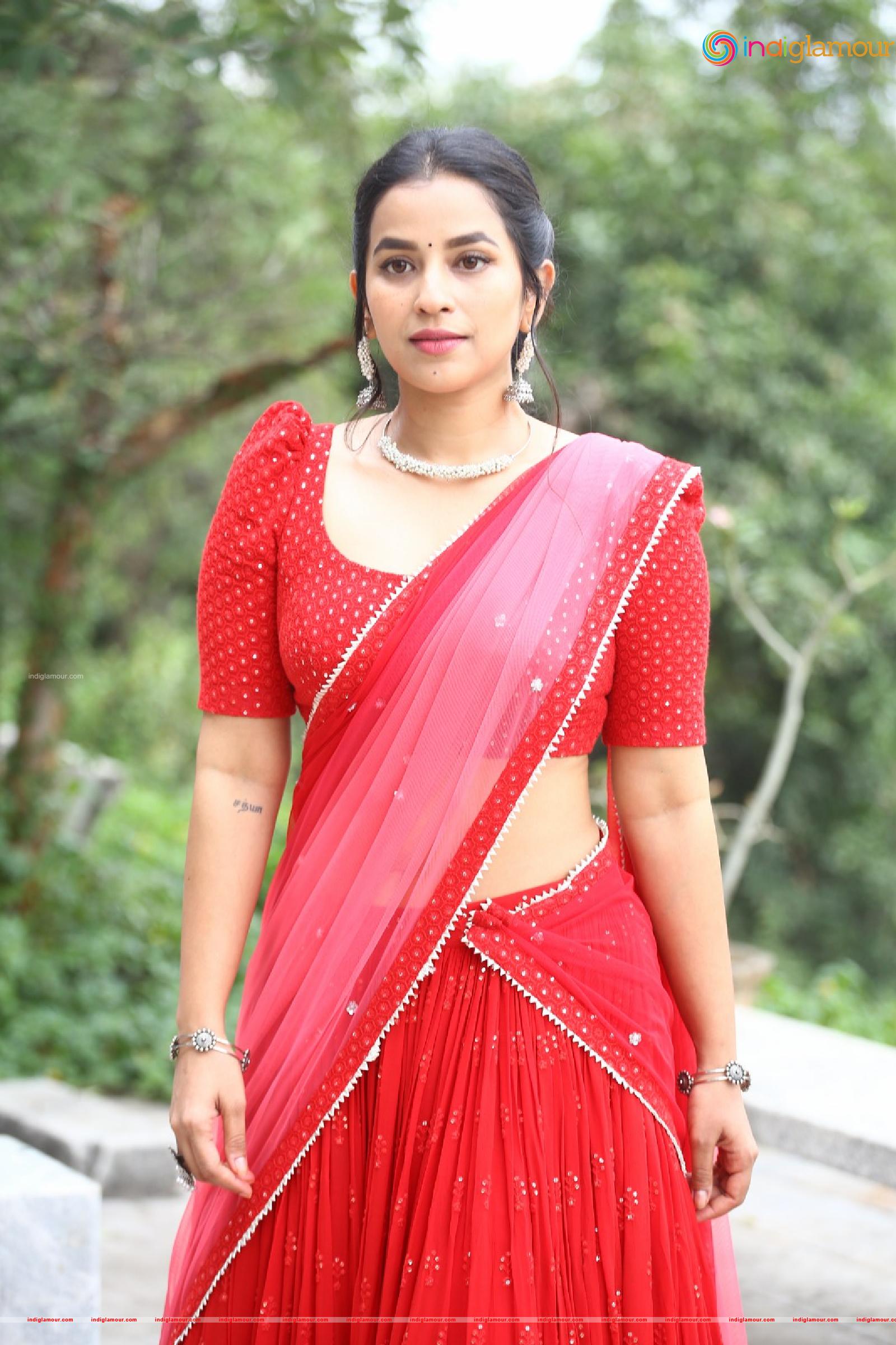 Komalee Prasad Actress hd photo