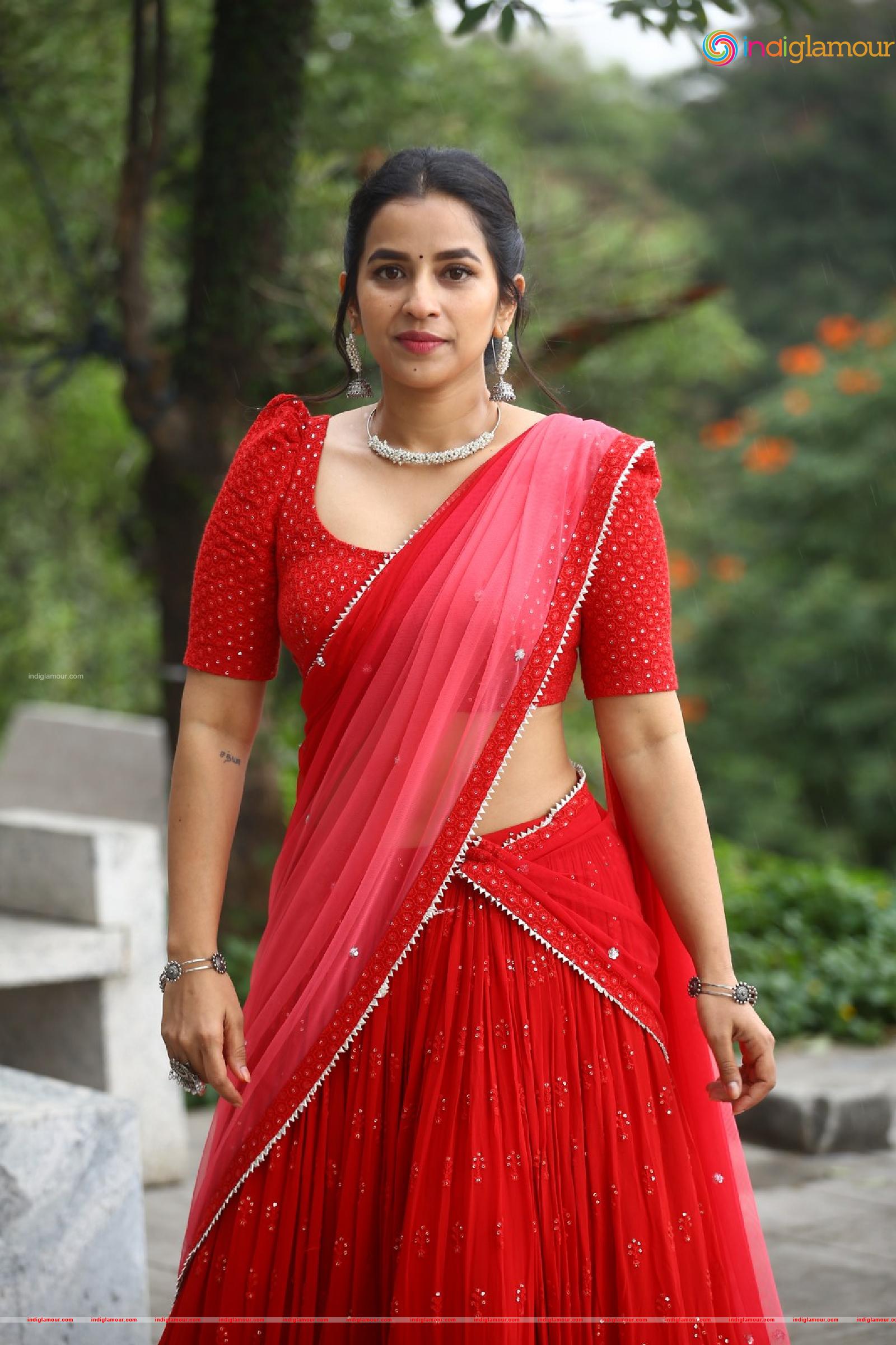 Komalee Prasad Actress hd photo