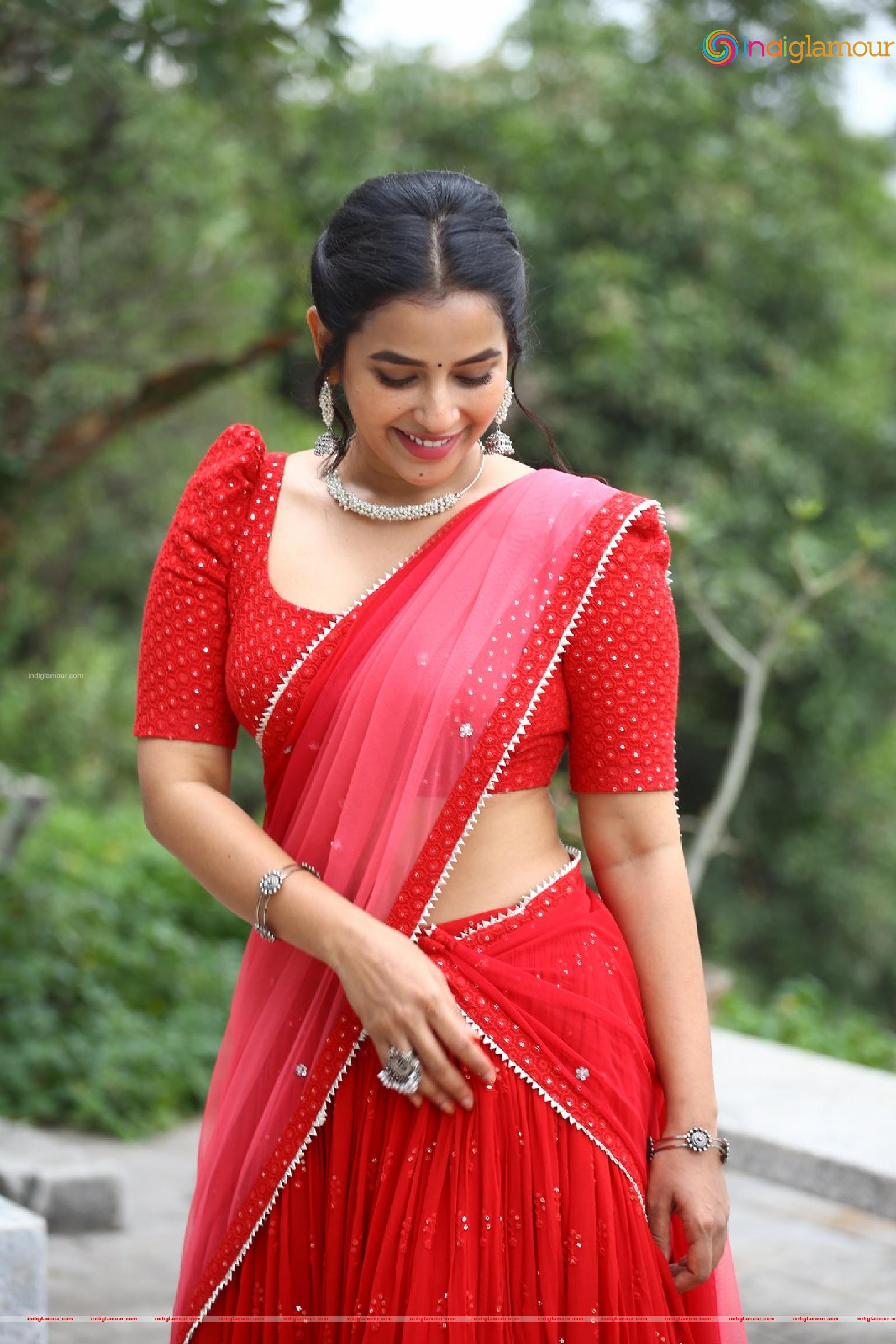 Komalee Prasad Actress hd photo