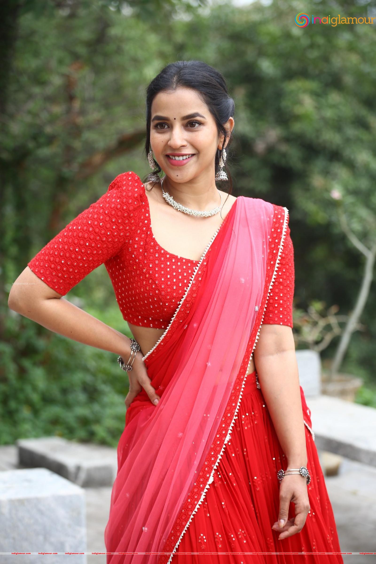 Komalee Prasad Actress hd photo