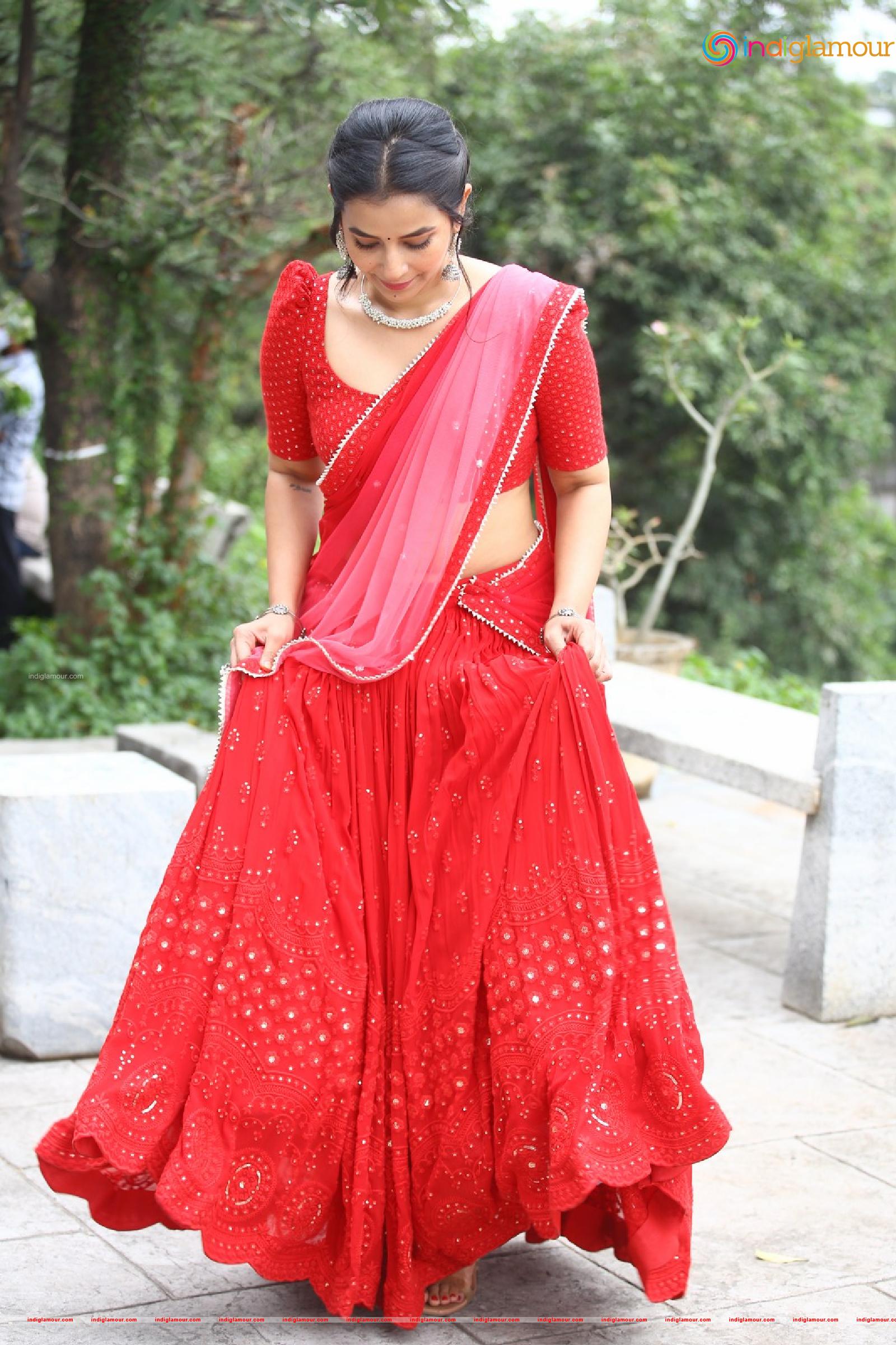 Komalee Prasad Actress hd photo