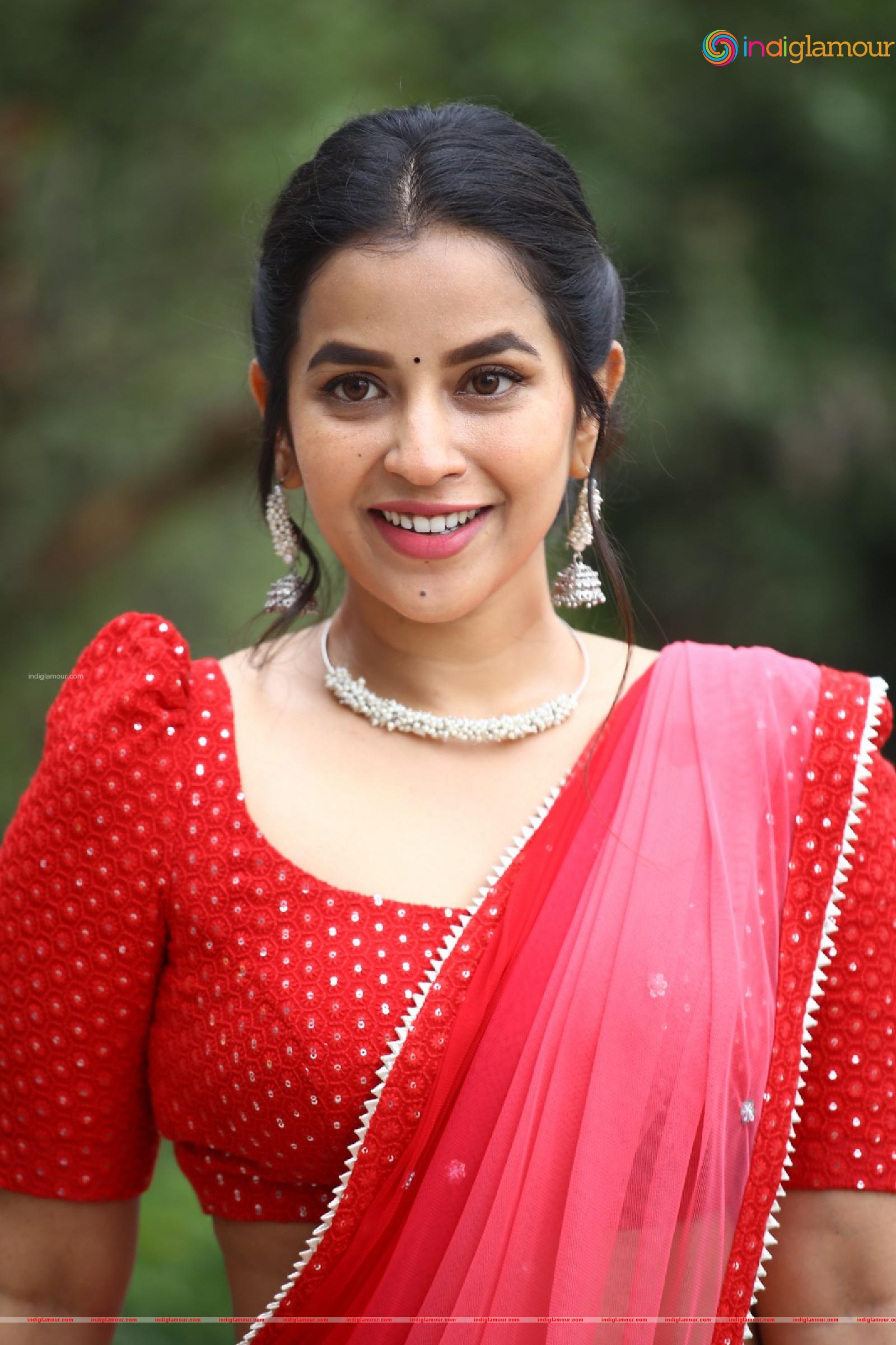 Komalee Prasad Actress hd photo