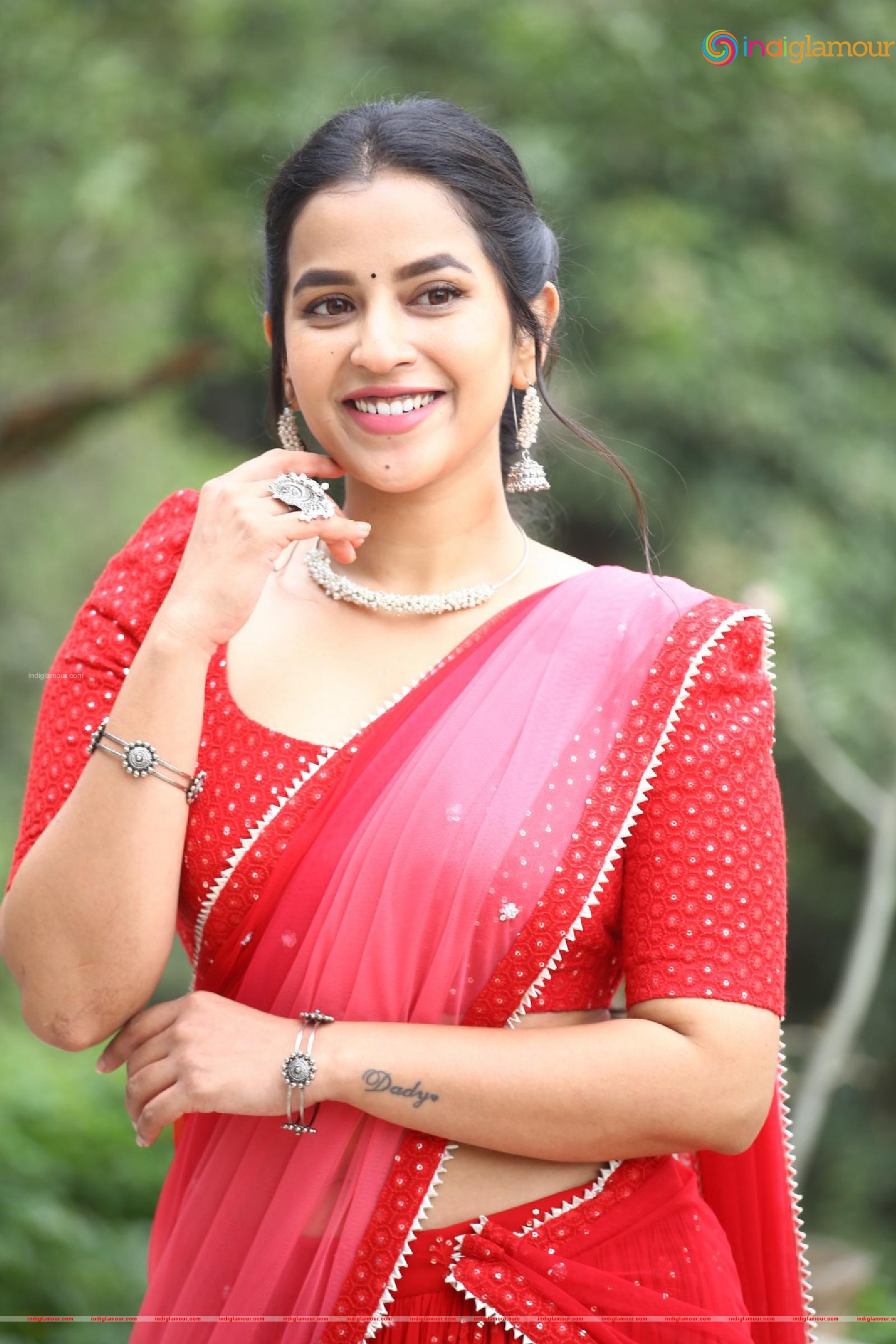 Komalee Prasad Actress hd photo