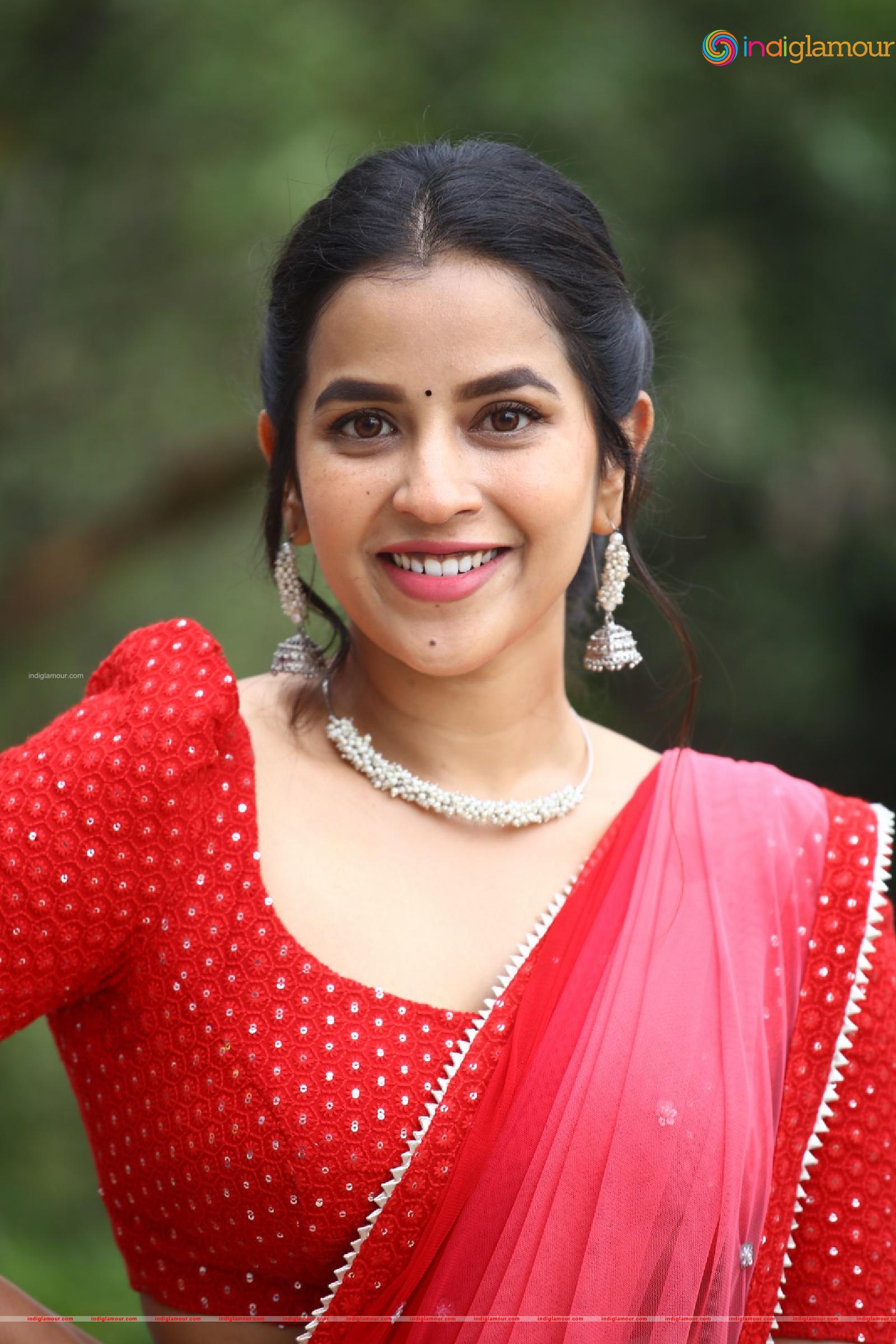 Komalee Prasad Actress hd photo
