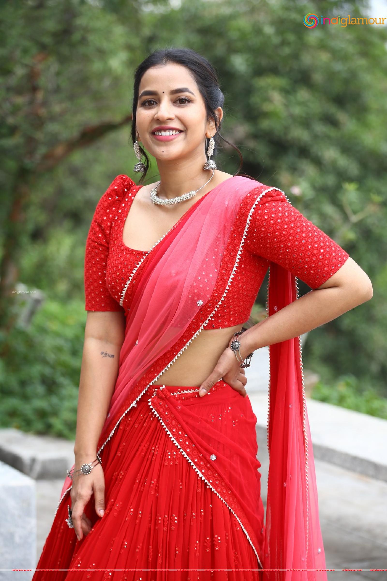 Komalee Prasad Actress hd photo
