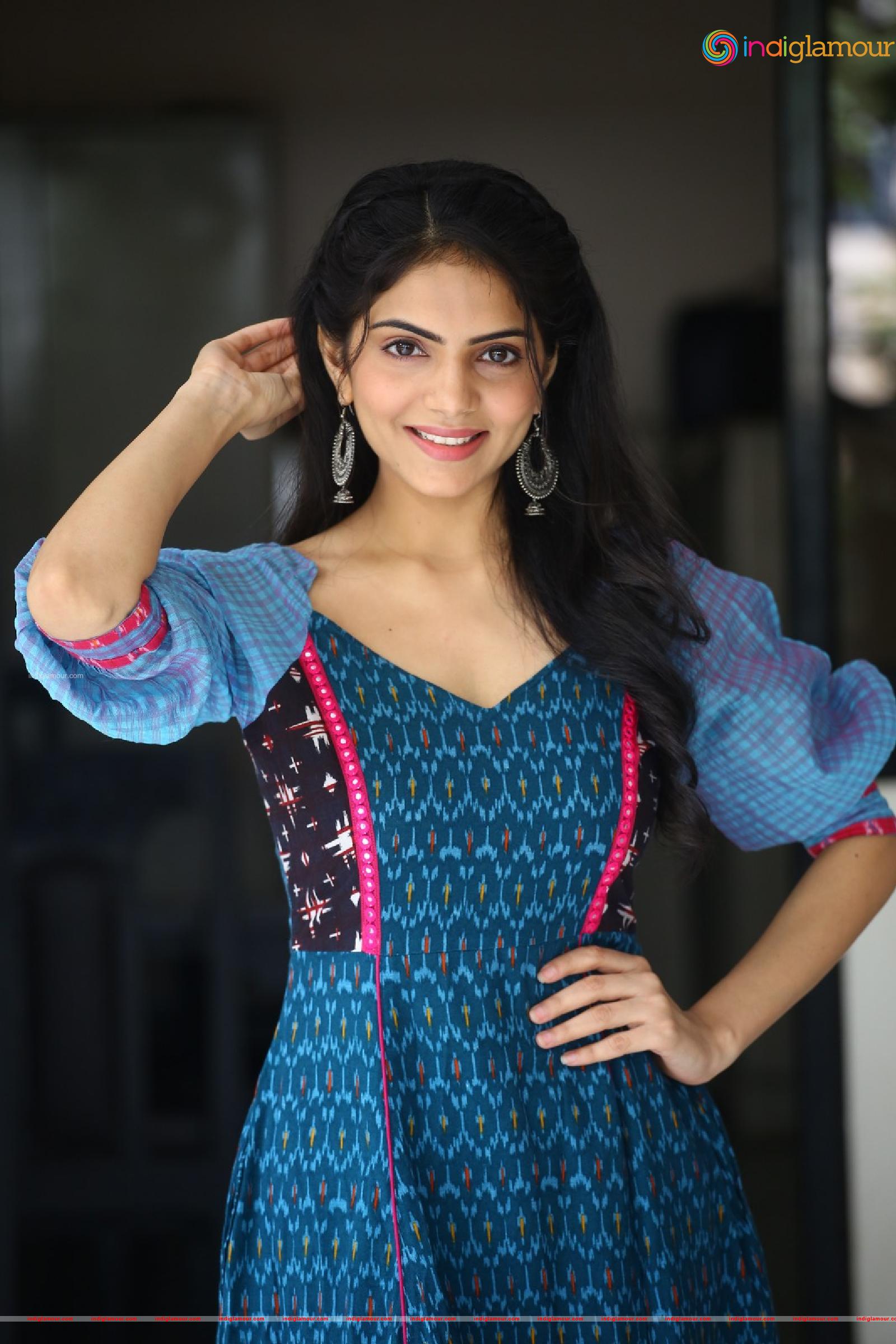 Misha Narang Actress hd photo