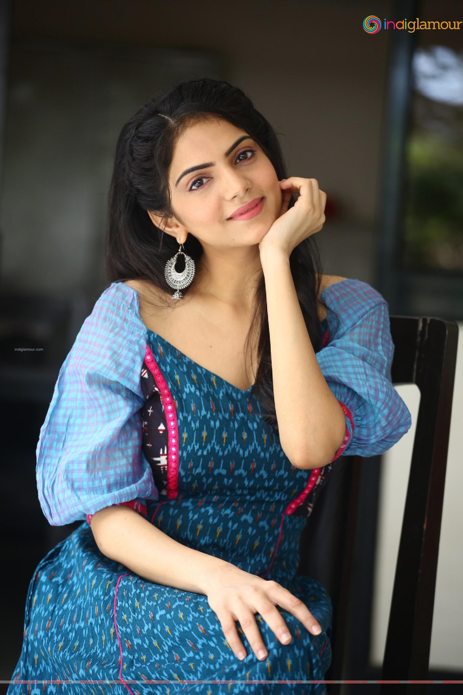 Misha Narang Actress hd photo