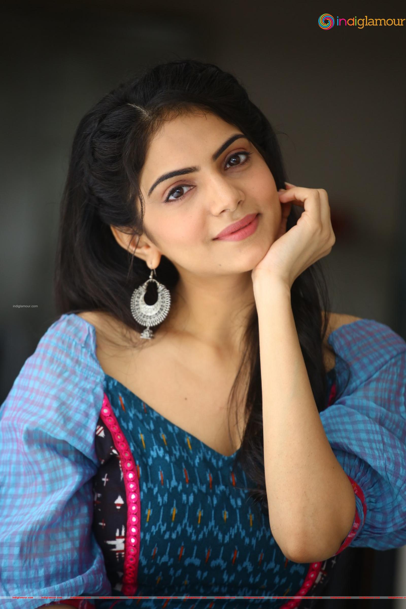 Misha Narang Actress hd photo