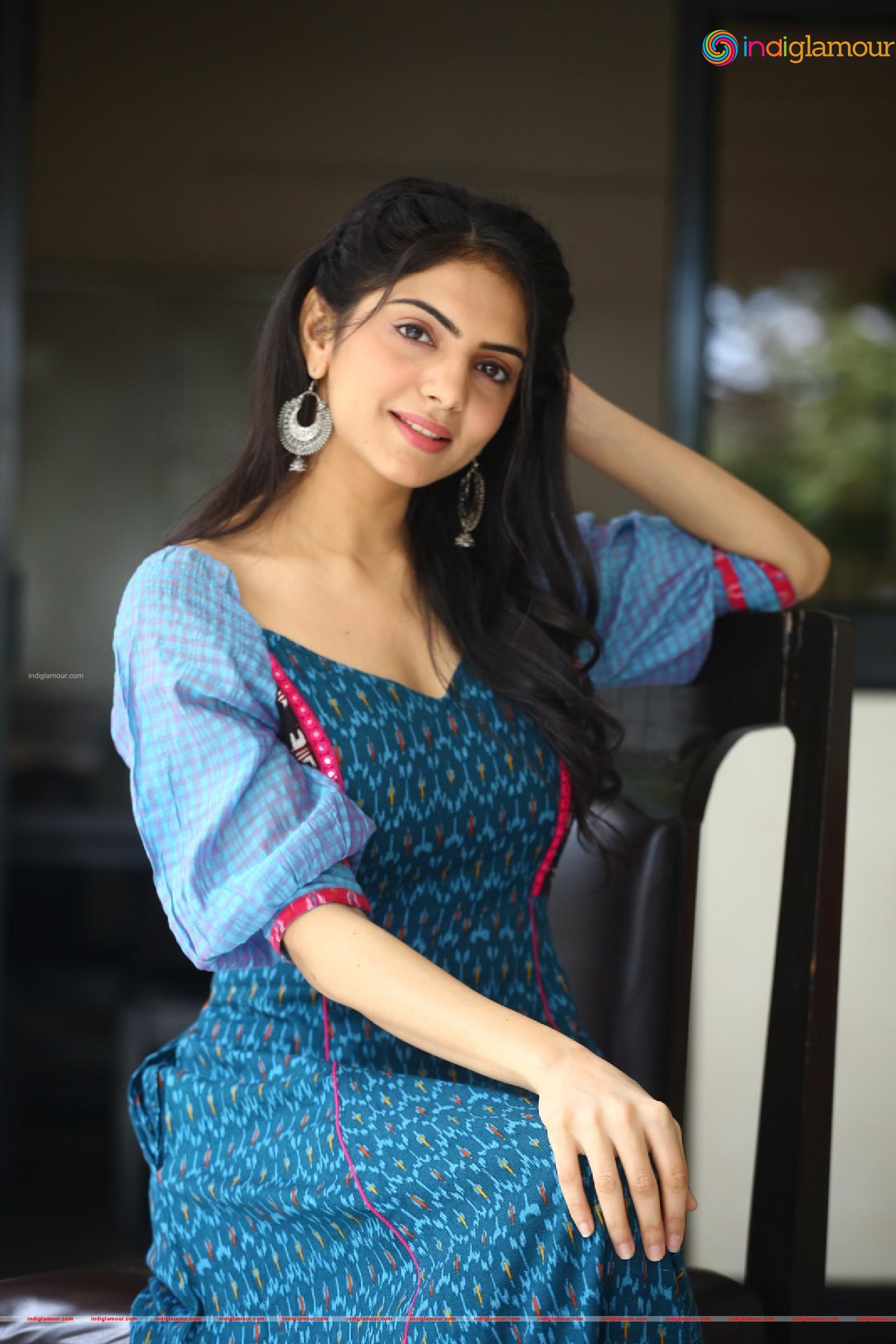 Misha Narang Actress hd photo
