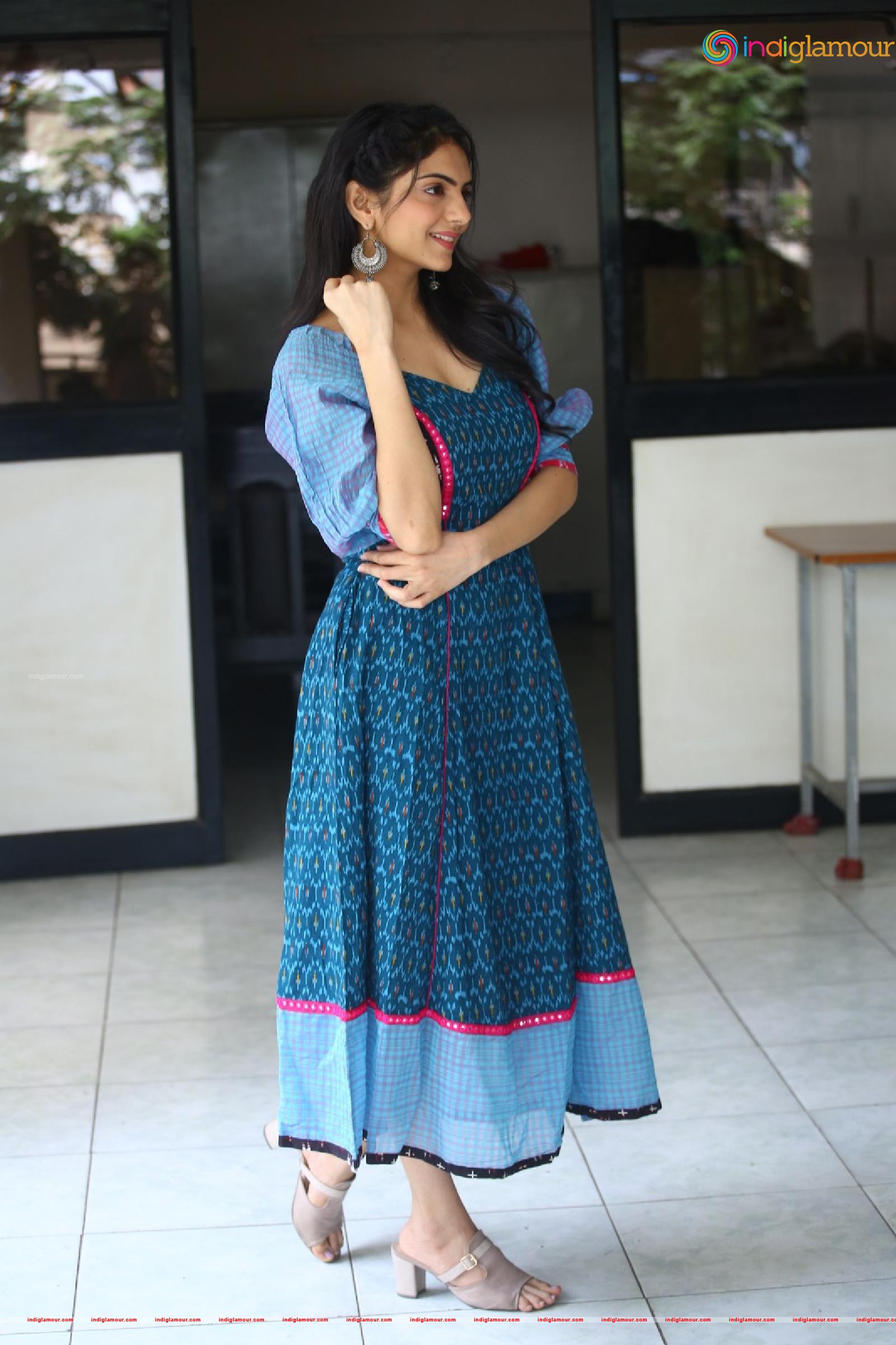 Misha Narang Actress hd photo