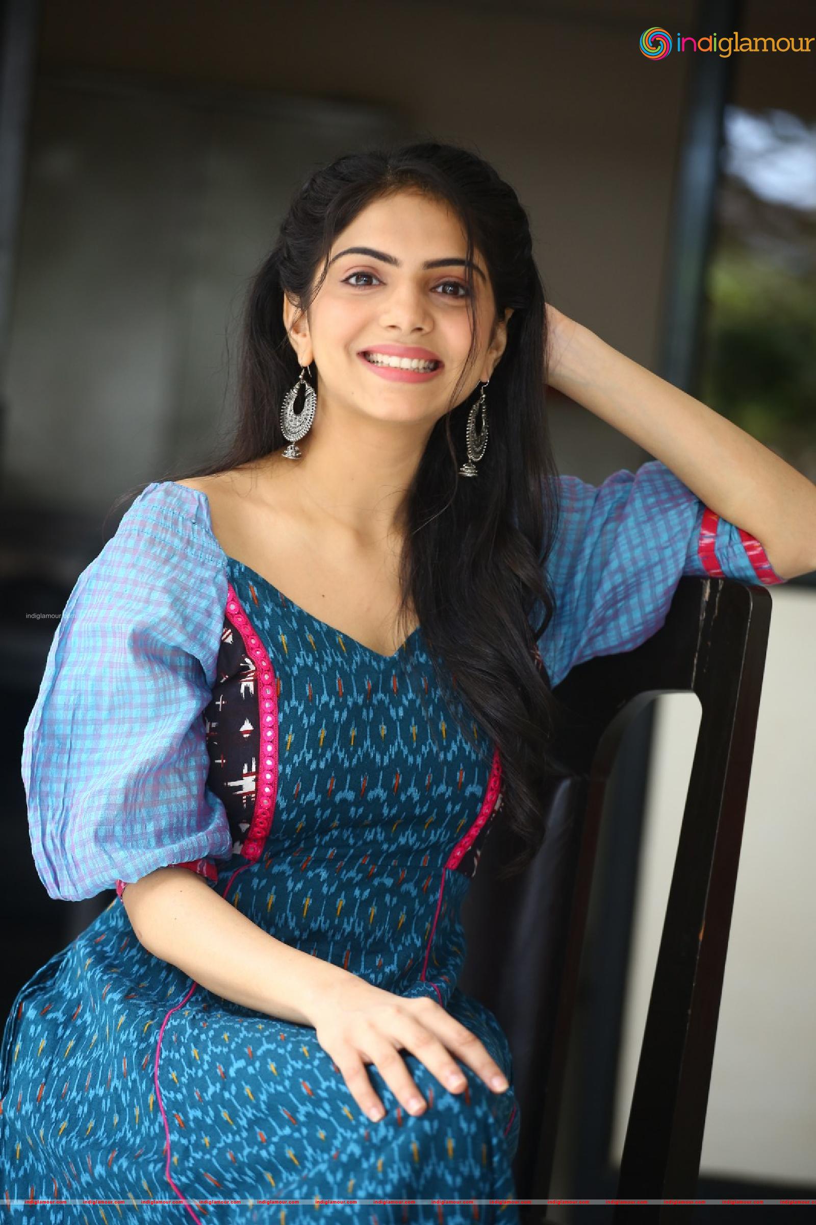 Misha Narang Actress hd photo