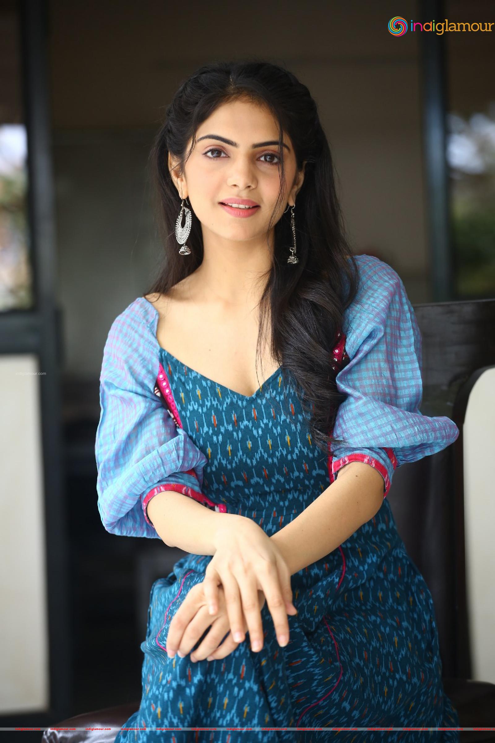 Misha Narang Actress hd photo