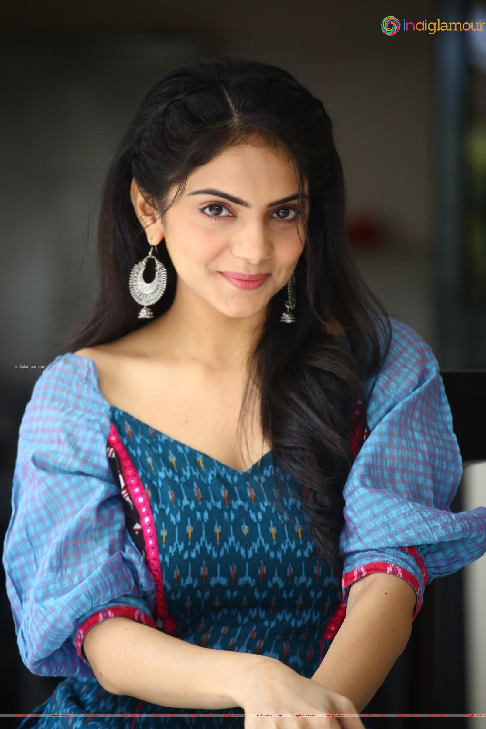 Misha Narang Actress hd photo
