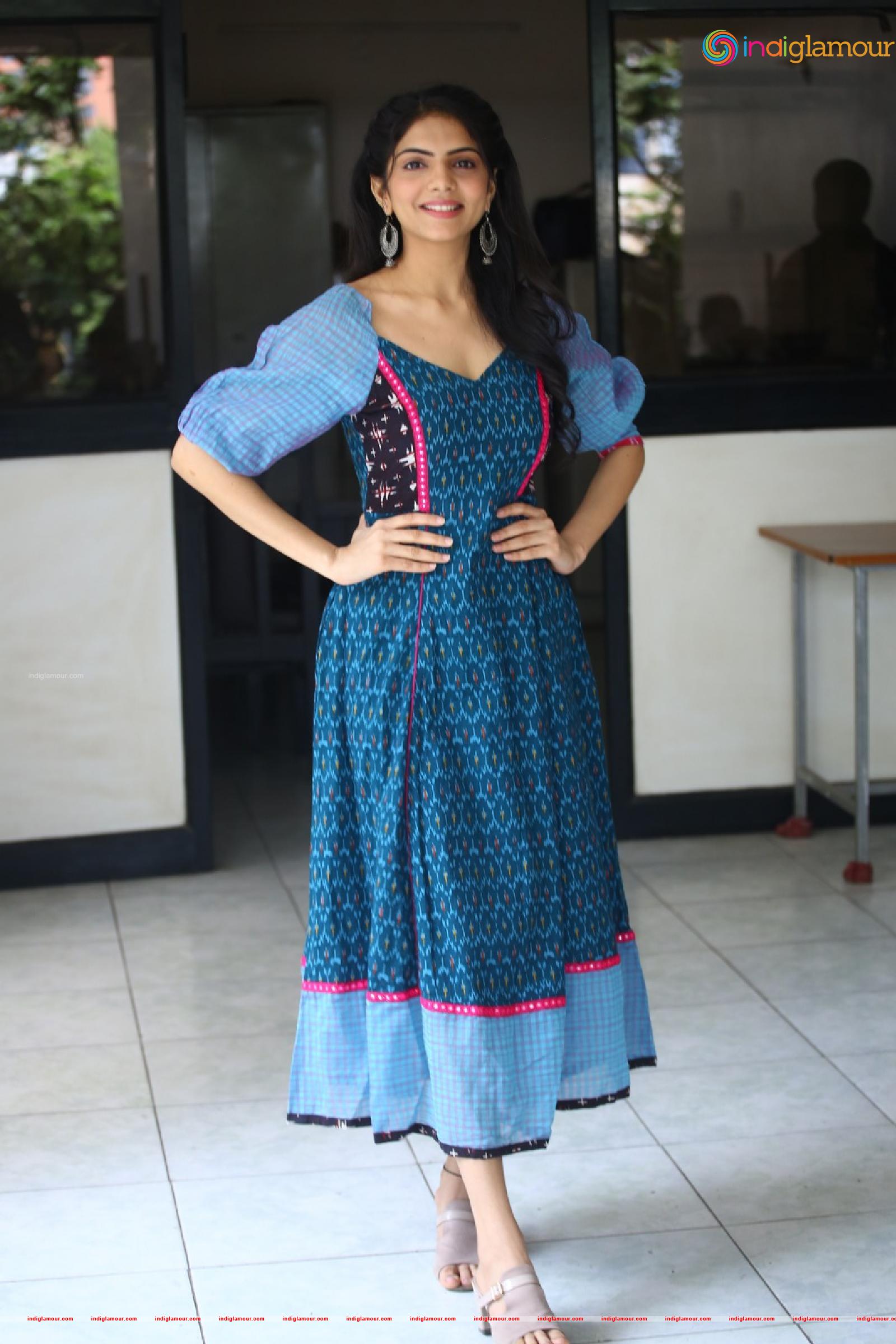 Misha Narang Actress hd photo