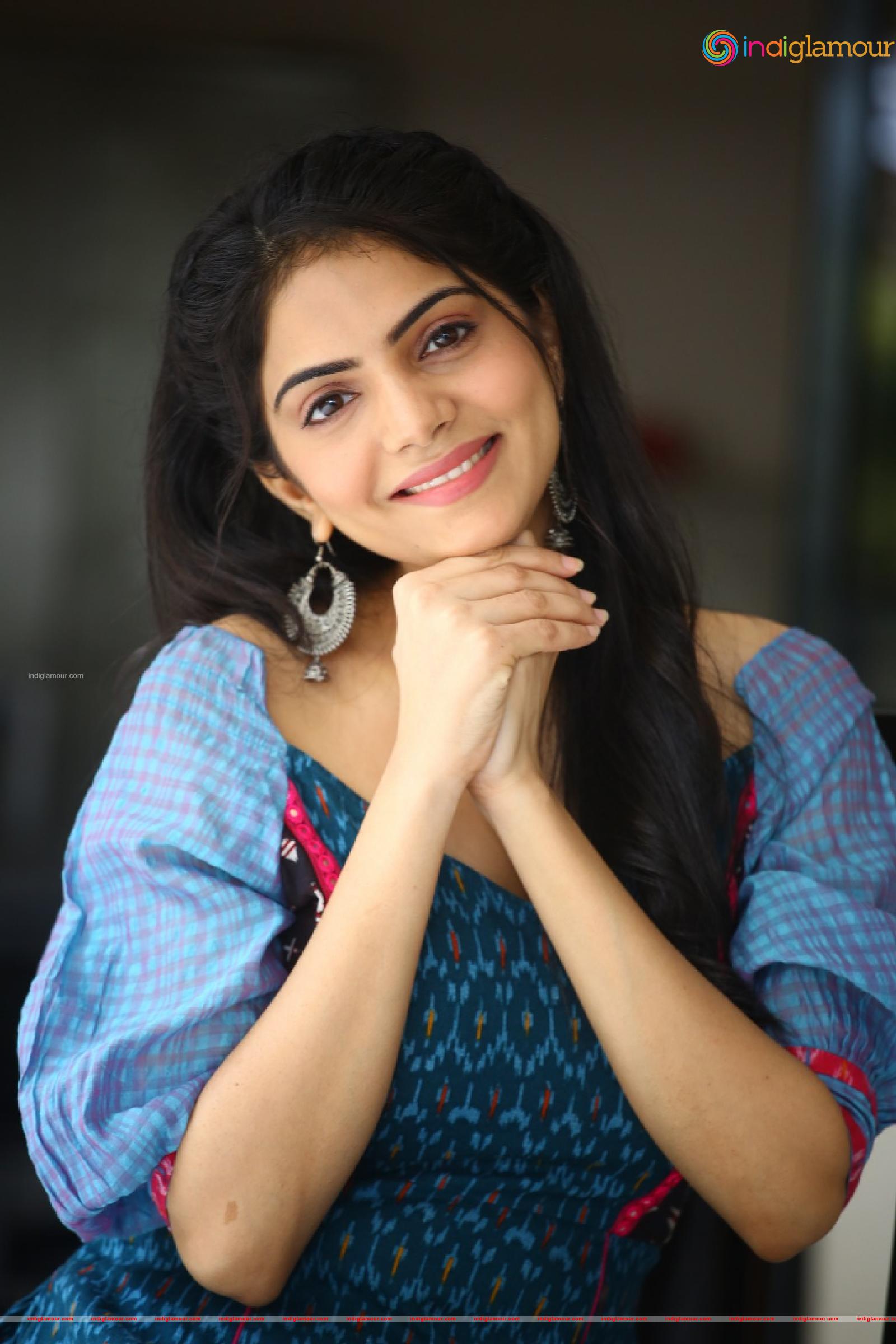 Misha Narang Actress hd photo