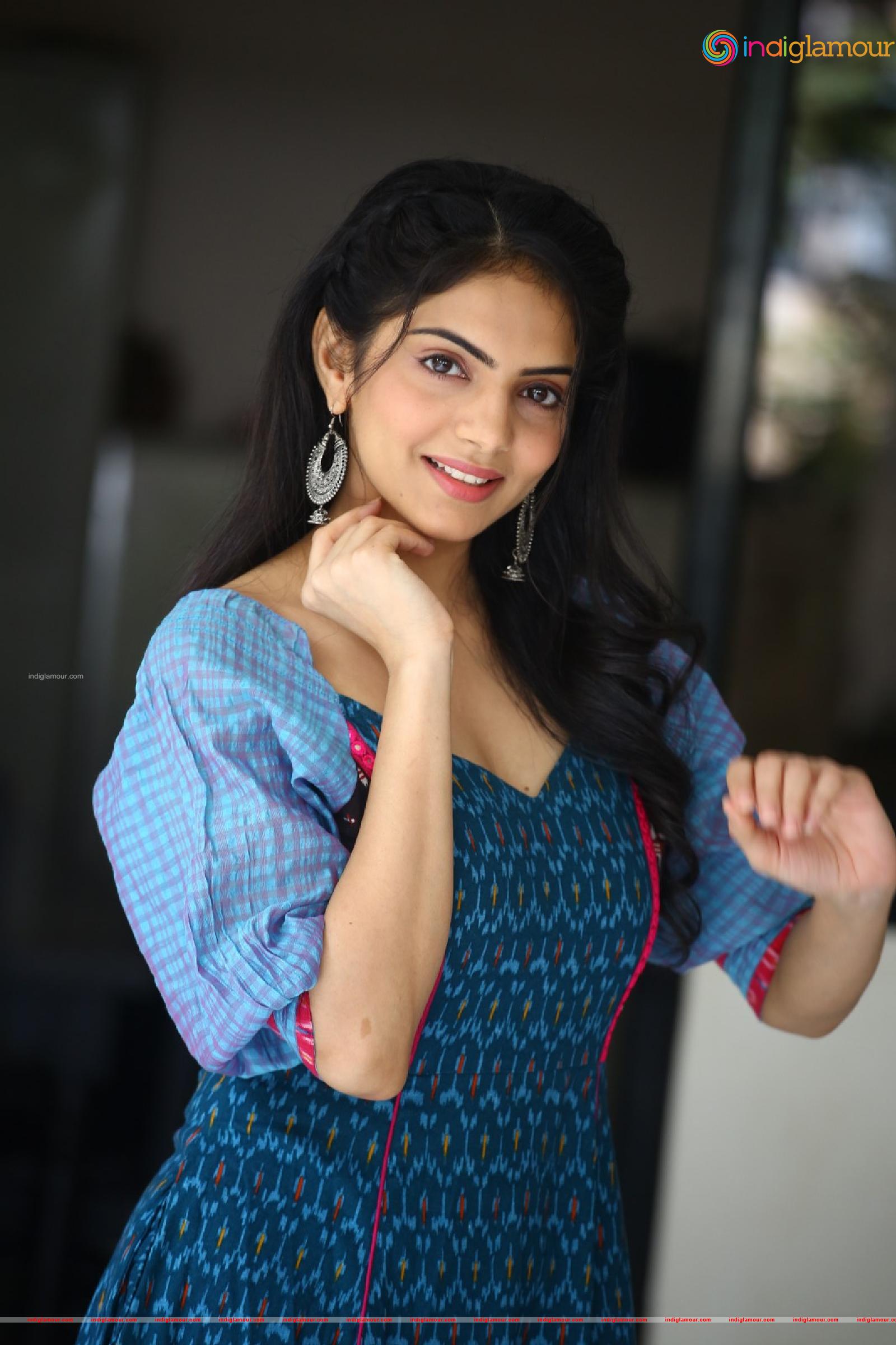 Misha Narang Actress hd photo
