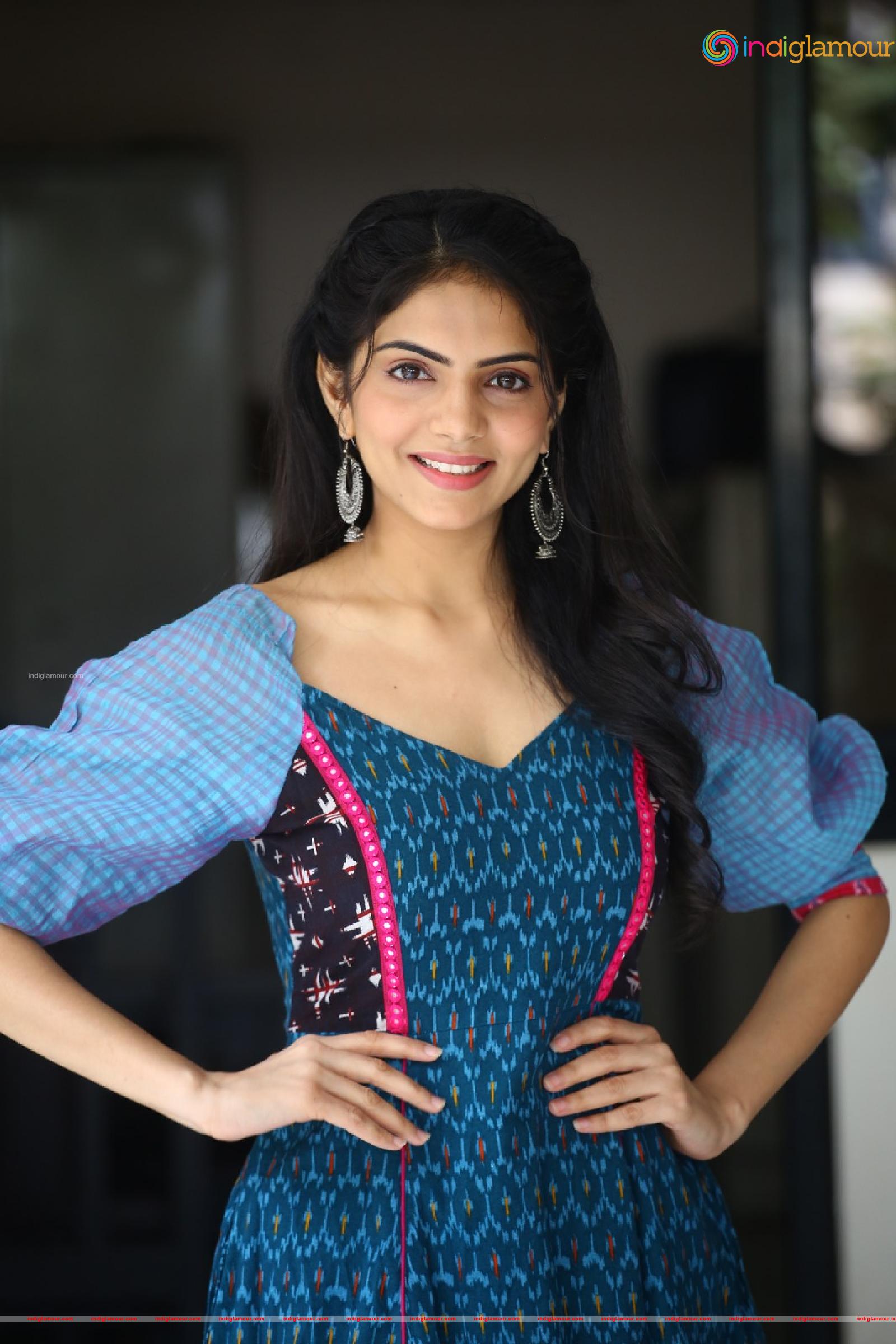 Misha Narang Actress hd photo
