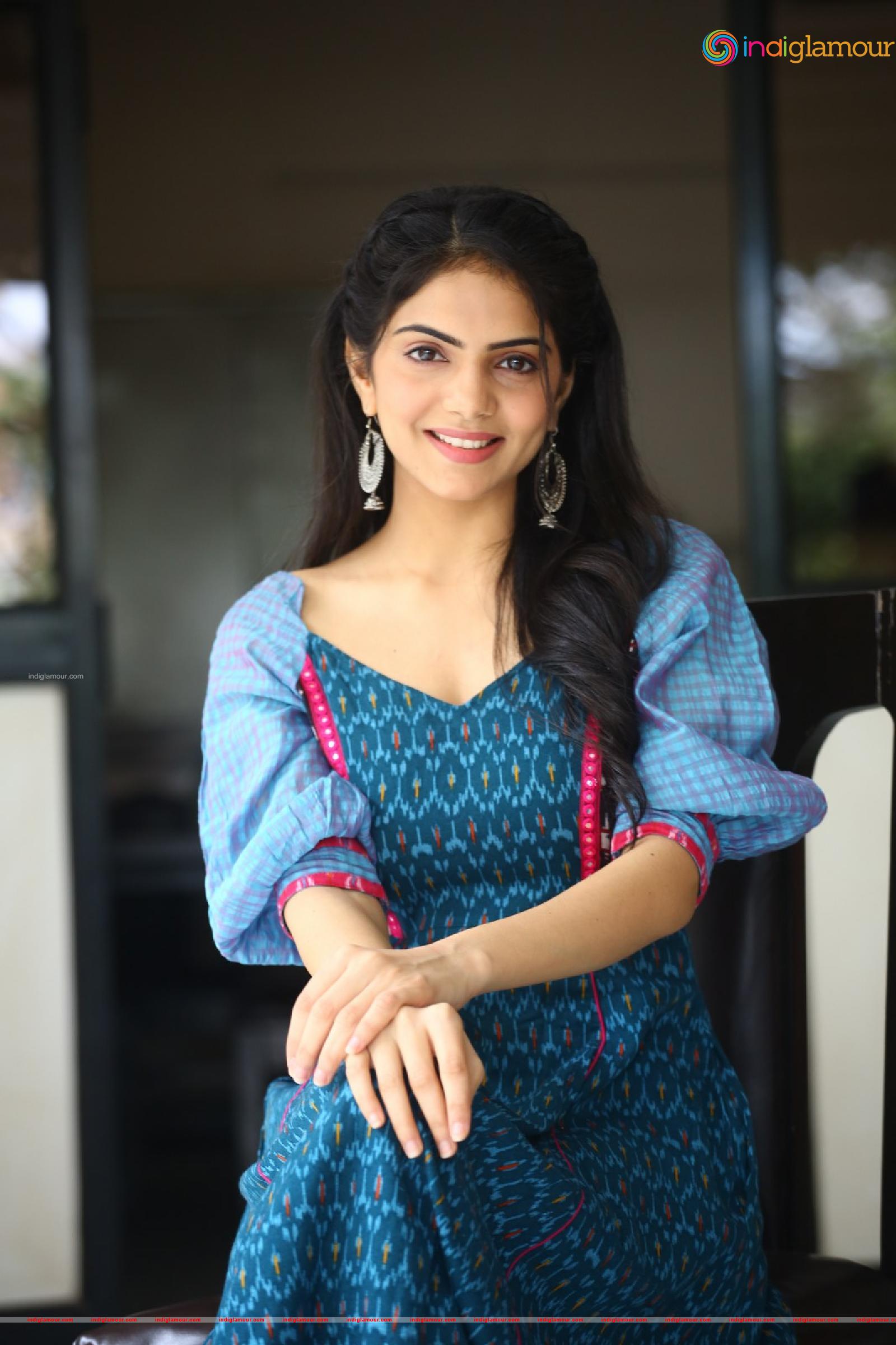 Misha Narang Actress hd photo