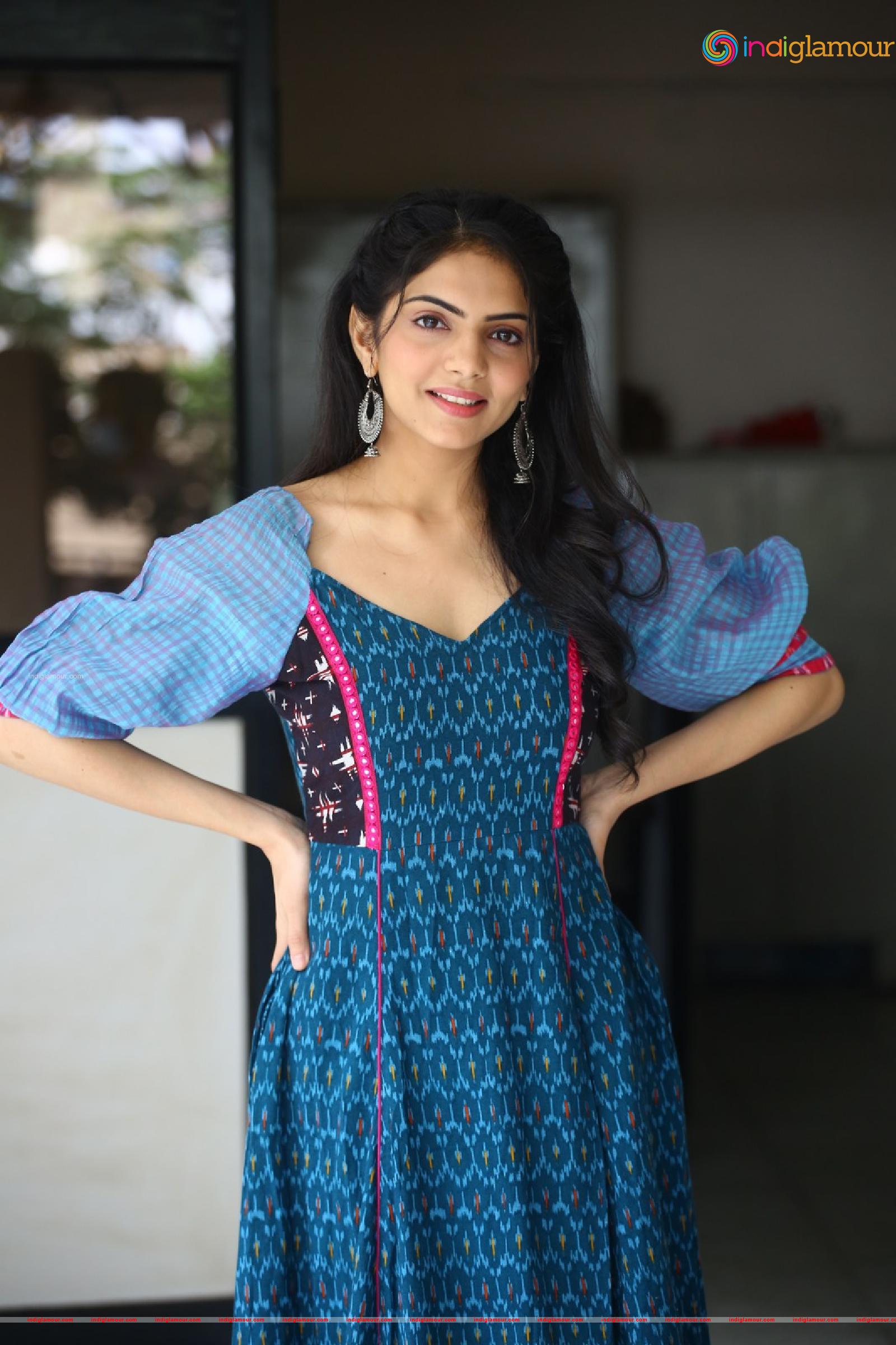 Misha Narang Actress hd photo