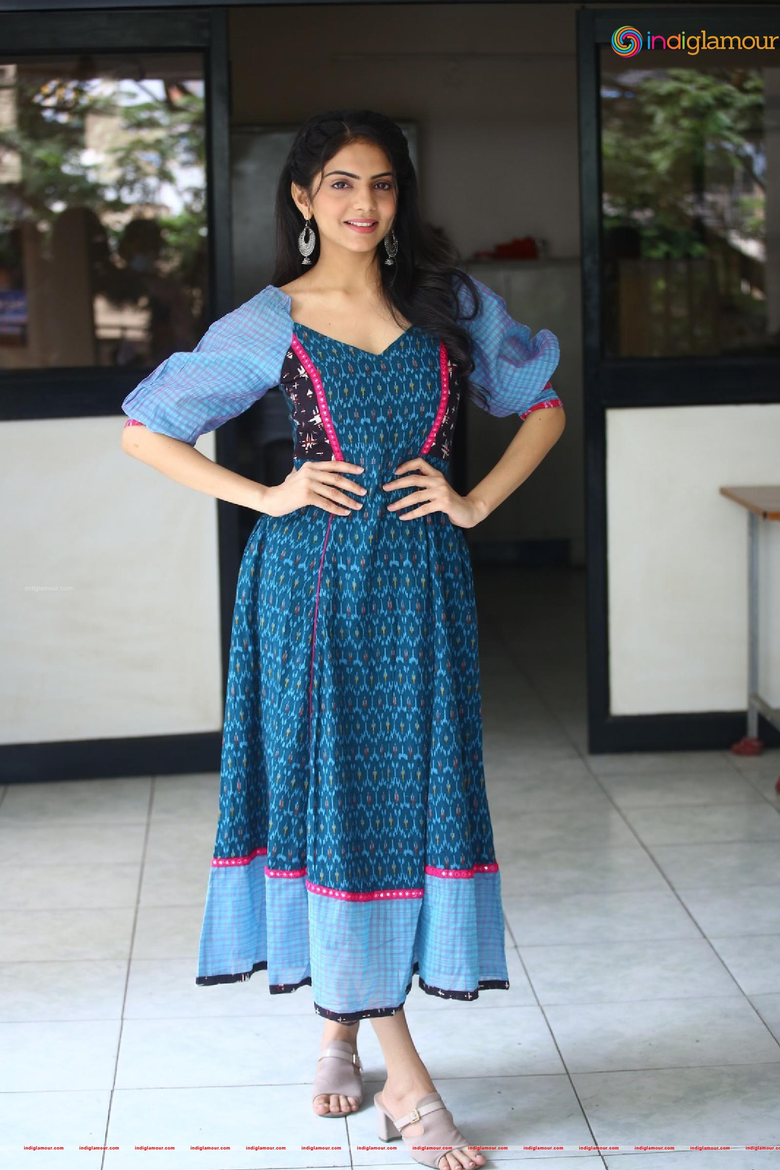 Misha Narang Actress hd photo