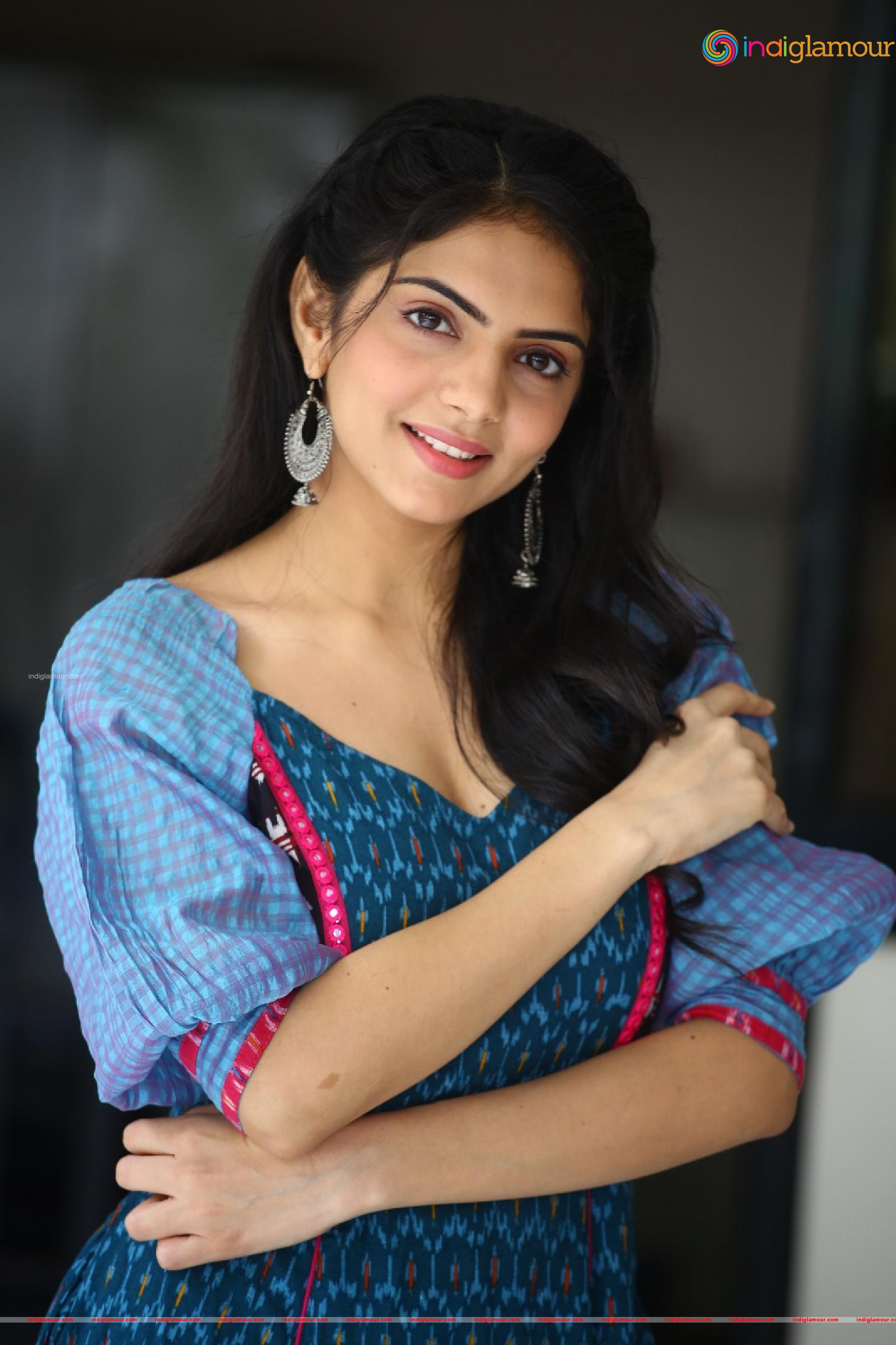 Misha Narang Actress hd photo